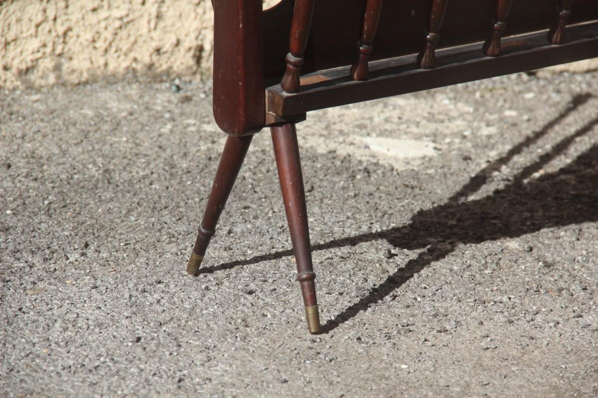 Mahogany Magazine Rack Midcentury Italian Design Brass Parts Elegant Design In Good Condition For Sale In Palermo, Sicily