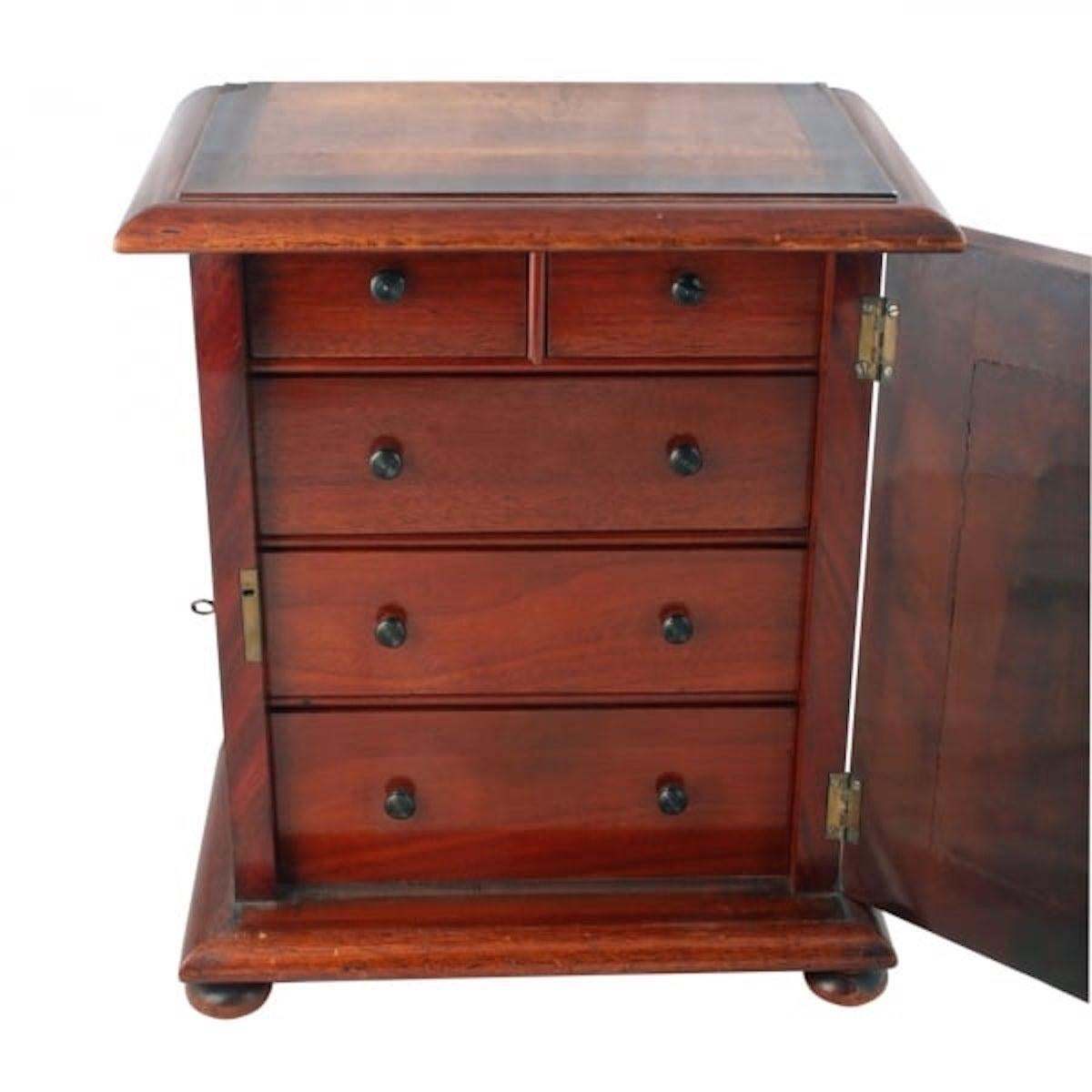 Mahogany & Maple Table Cabinet, 19th Century For Sale 1