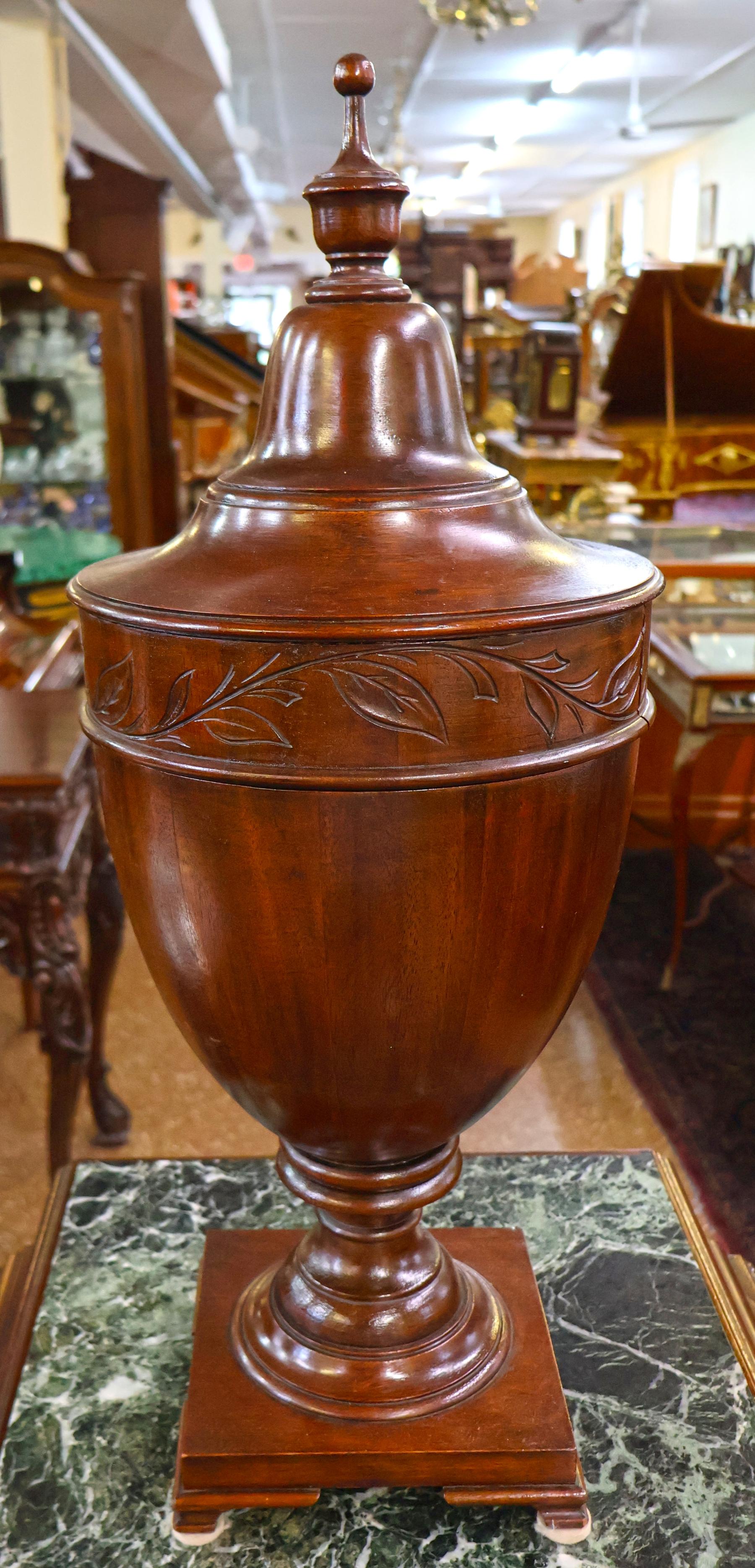 Mahogany Marble Top Adam Style Buffet Sideboard With Knife Boxes Circa 1900 im Angebot 5