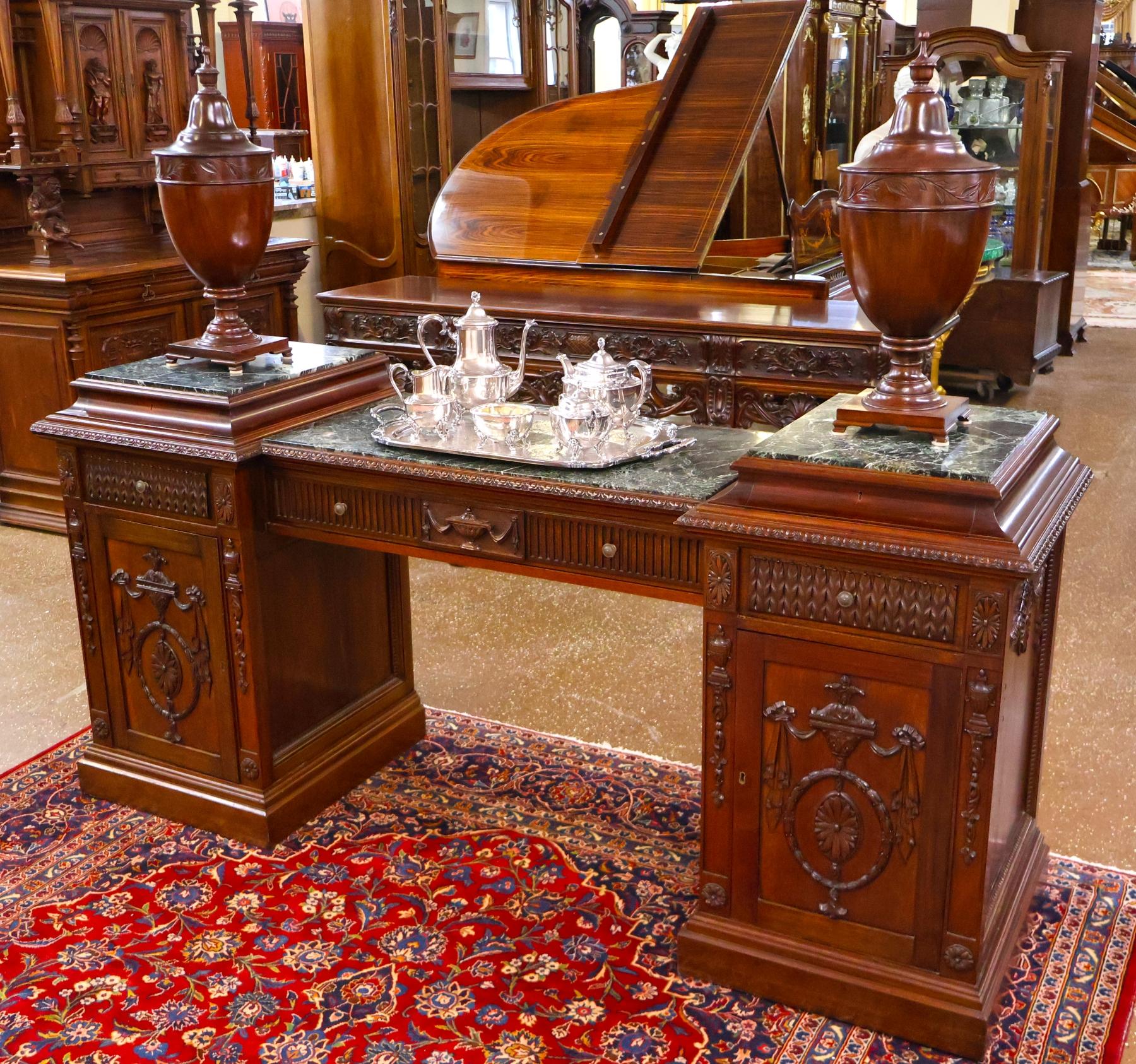 Mahogany Marble Top Adam Style Buffet Sideboard With Knife Boxes Circa 1900 (Mahagoni) im Angebot
