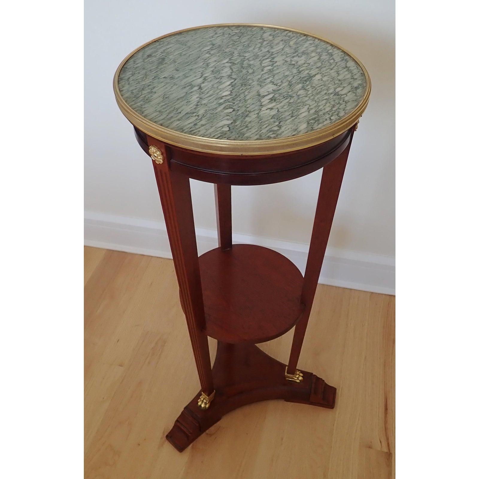 Mahogany Marble Top Green and White Pedestal In Good Condition In Norwood, NJ