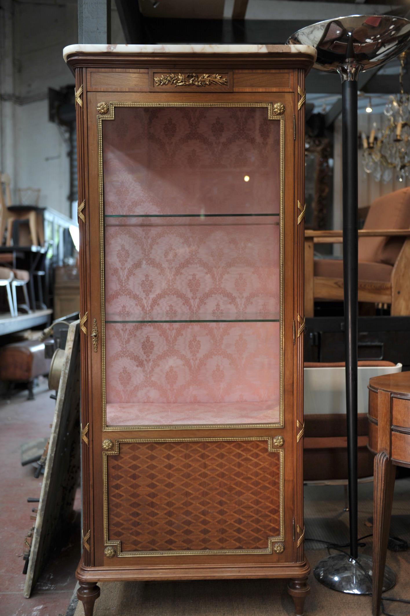 Early 20th Century Mahogany Marqueterie and Bronze Louis XVI Style Bookcase, circa 1900 For Sale