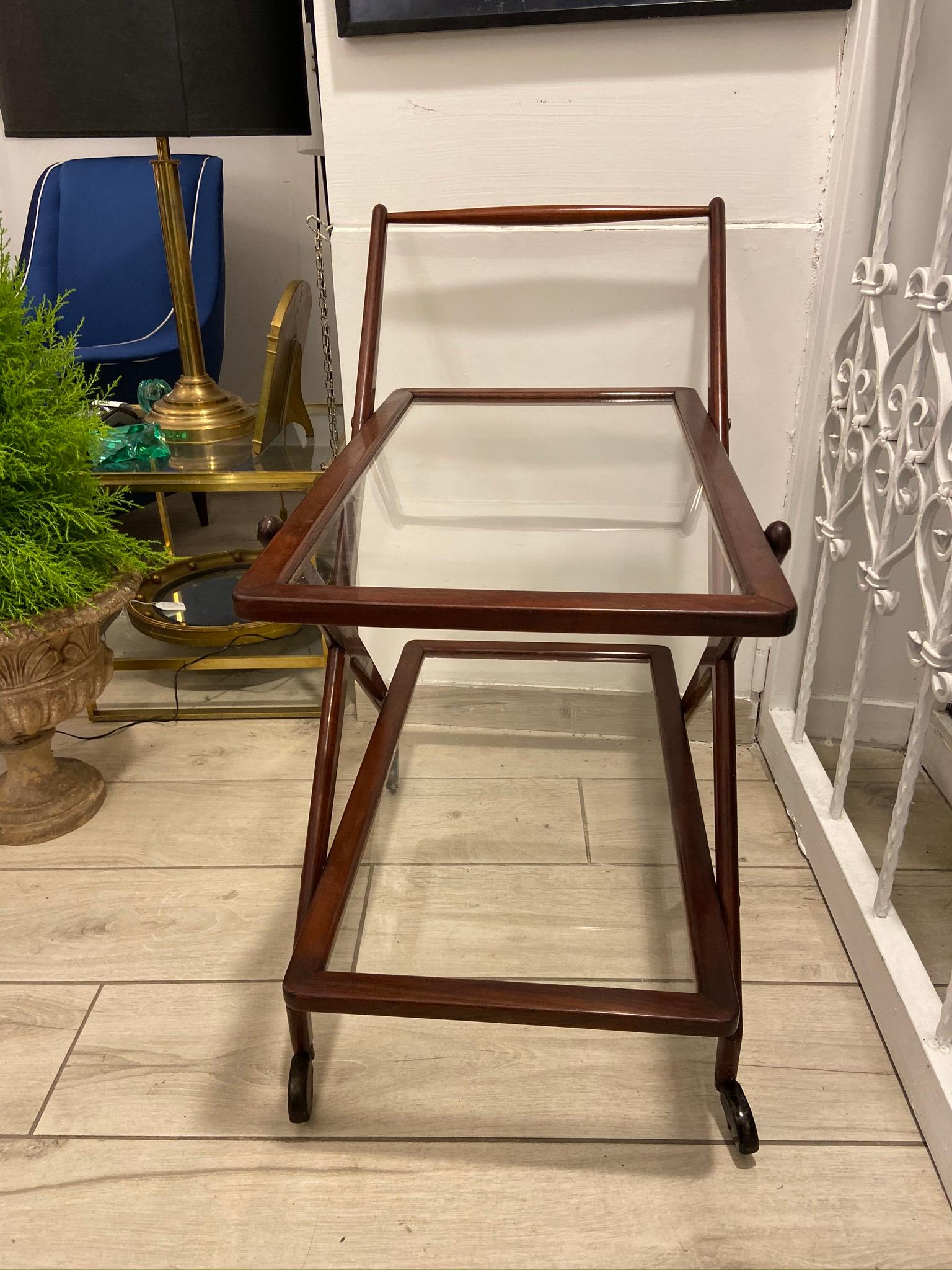 Mahogany Mid-Century Modern Bar Cart Italian in the Manner of Ico Parisi, 1960s In Good Condition In Naples, IT