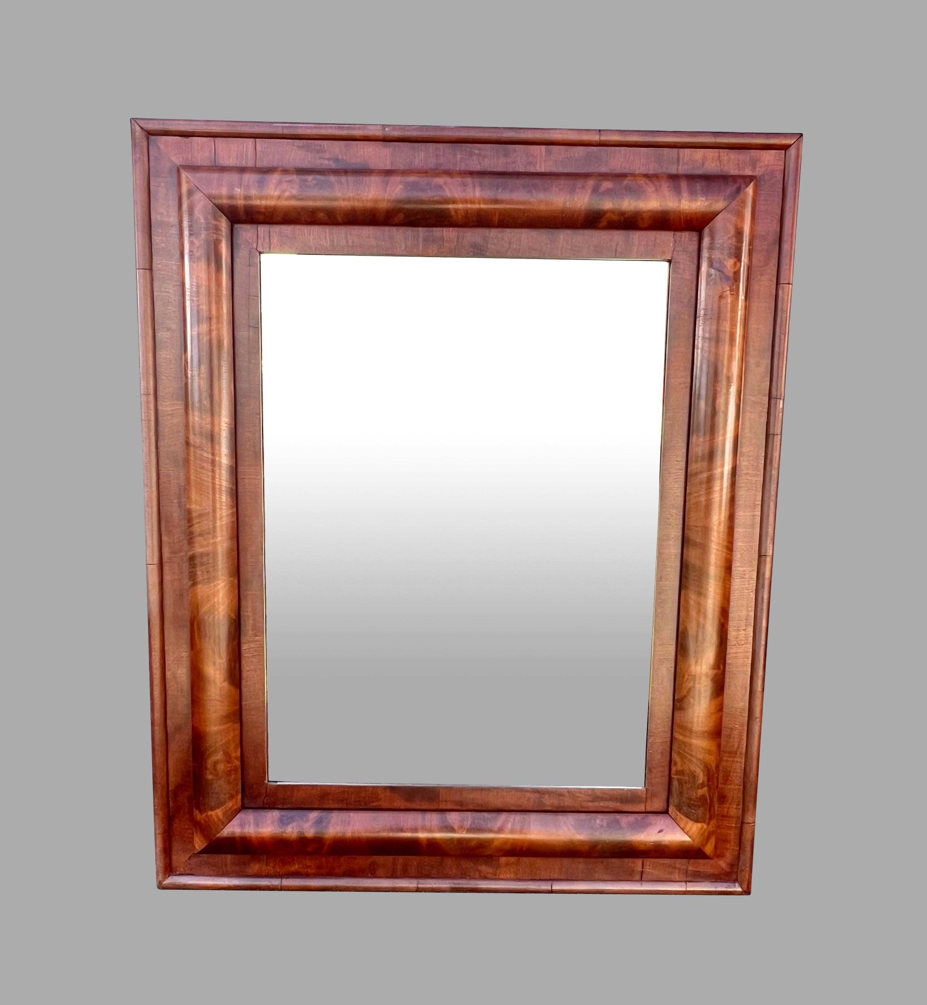 Specchio in mogano In condizioni buone a San Francisco, CA