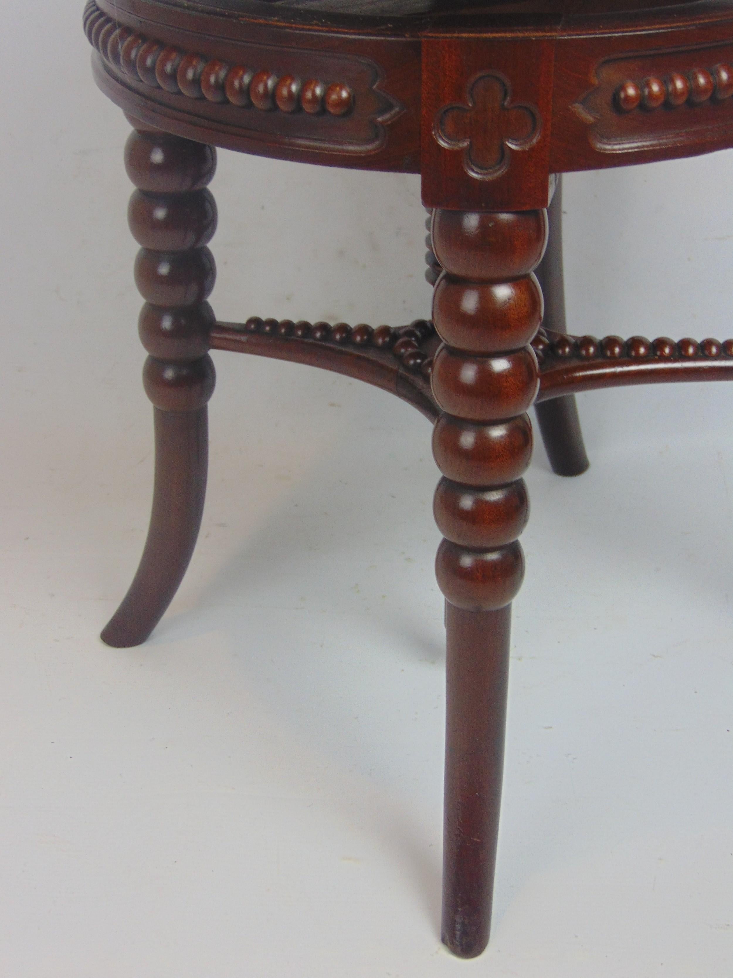 Revolving Music Stool English 19th Century In Good Condition In Staffordshire, GB