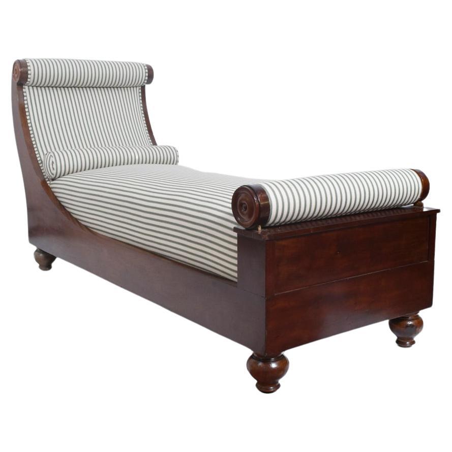 Mahogany neoclassical daybed, 19th c. For Sale