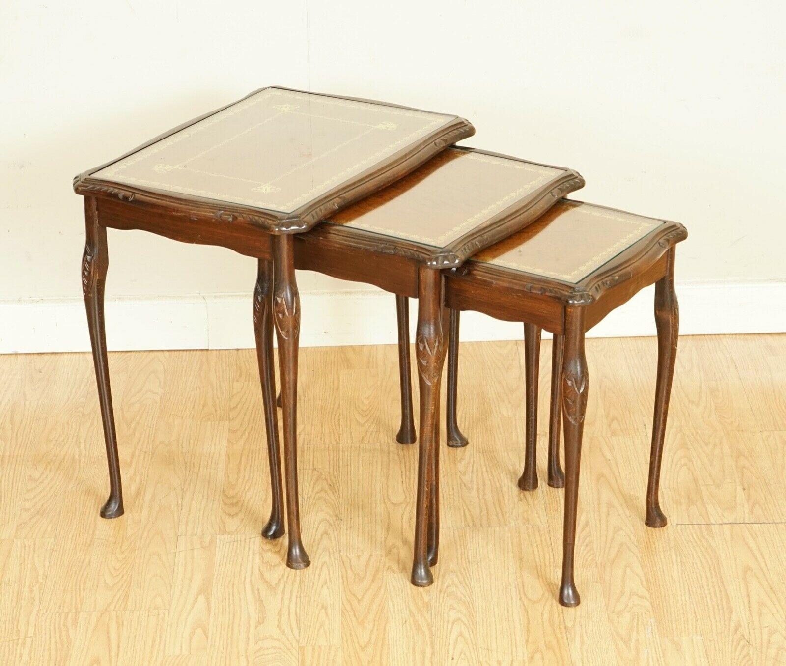 Hardwood Nest of Tables Queen Anne Style Legs with Brown Embossed Leather Top For Sale 5