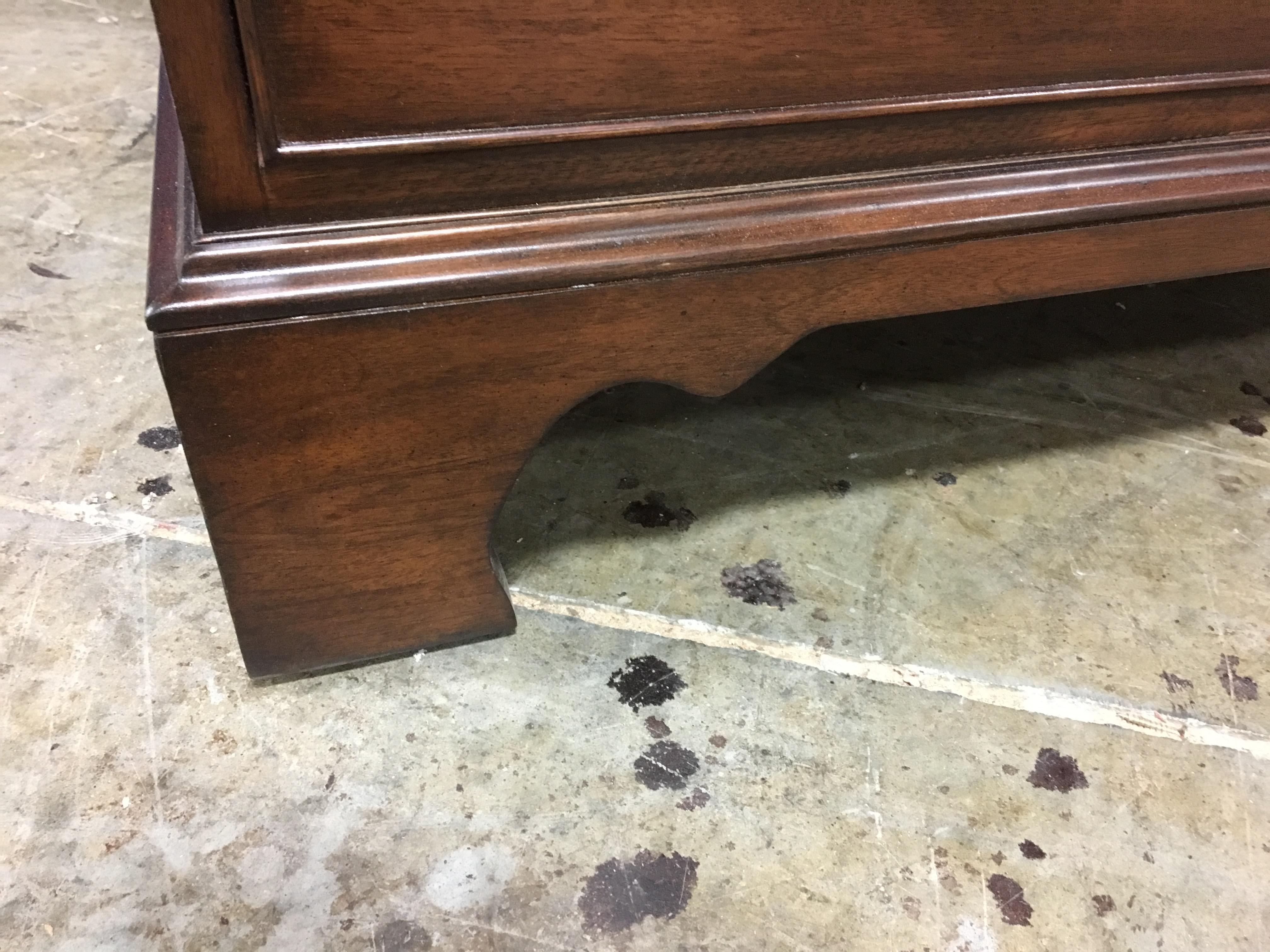 Mahogany Nightstand by Leighton Hall For Sale 2