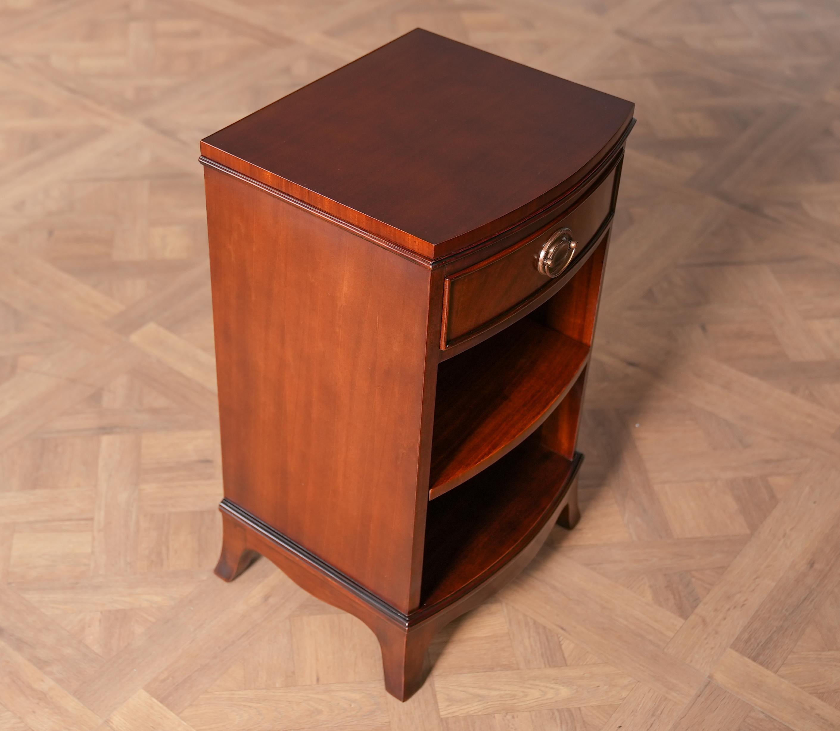 Contemporary Mahogany One Drawer Night Stand For Sale