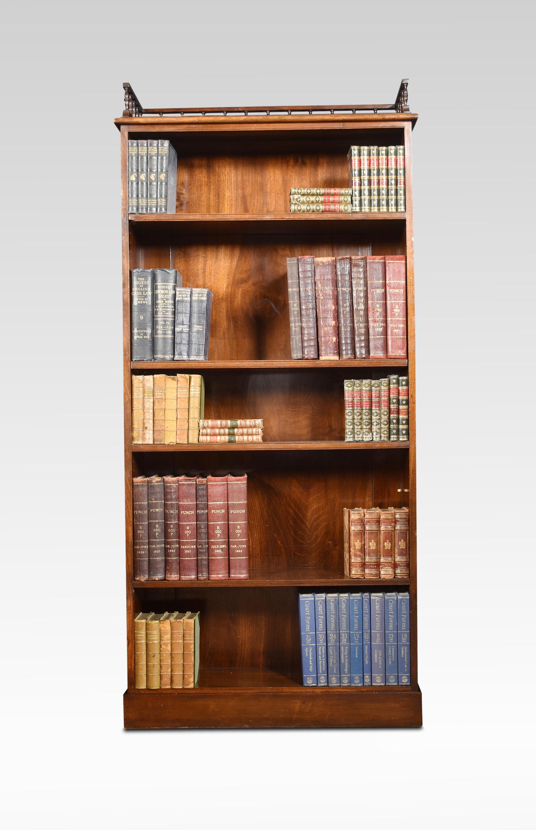 Mahogany open bookcases, the raised gallery above rectangular molded top the bookcase fitted with adjustable shelving. Raised up on plinth base.
Dimensions
Height 71 inches
Width 33.5 inches
Depth 12.5 inches.