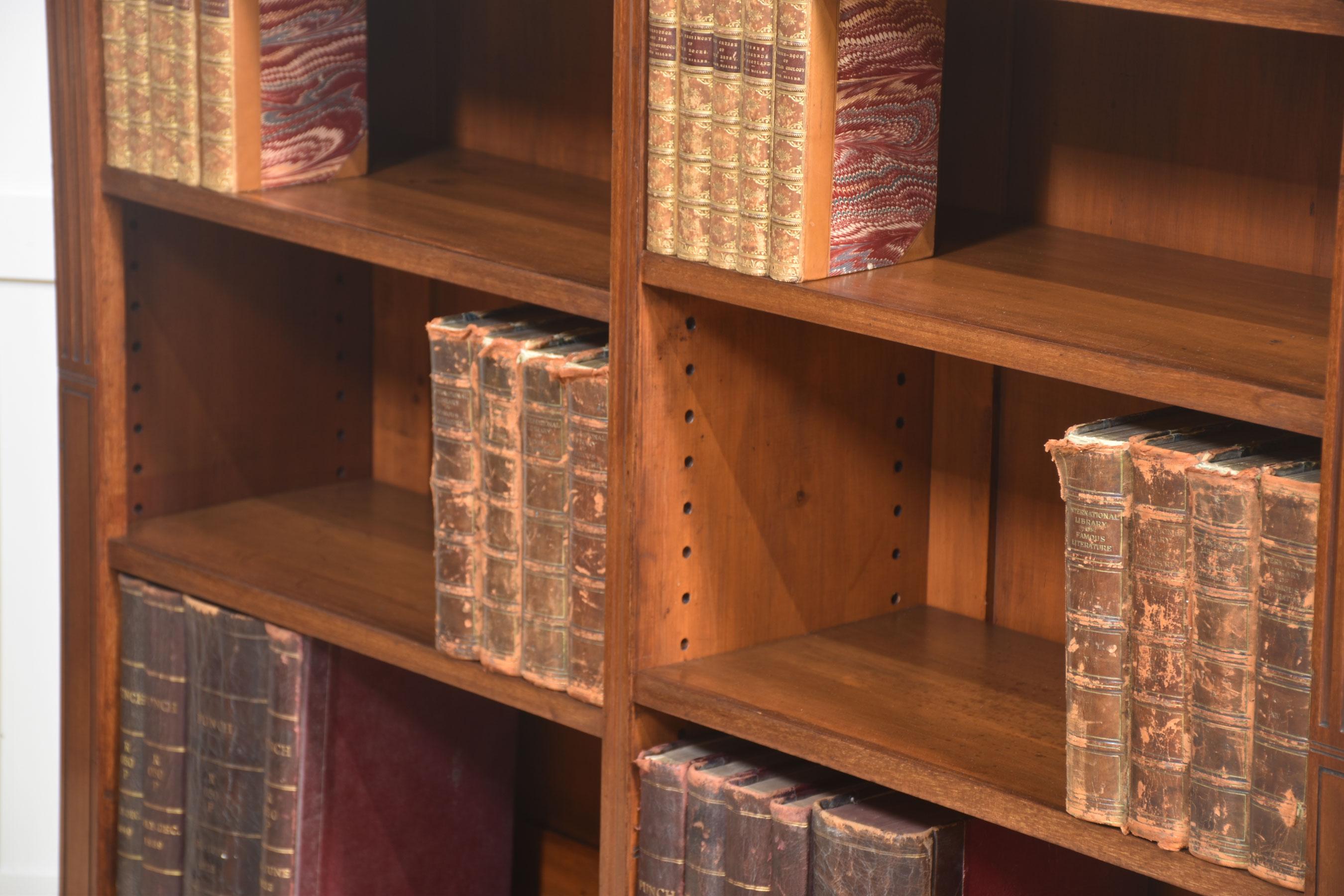 Legno Libreria a giorno in mogano in vendita