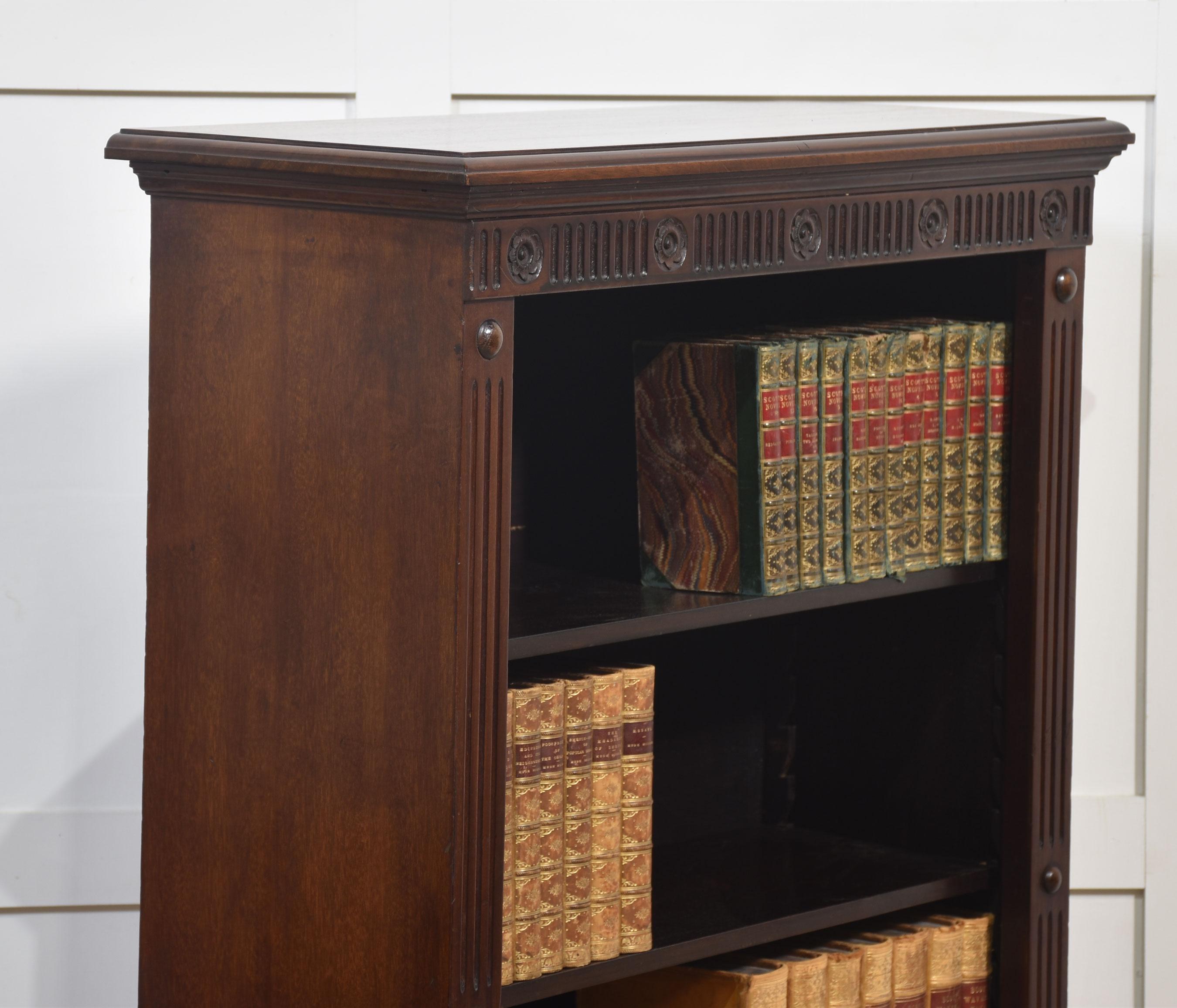 offenes Mahagoni-Bücherregal (Holz) im Angebot