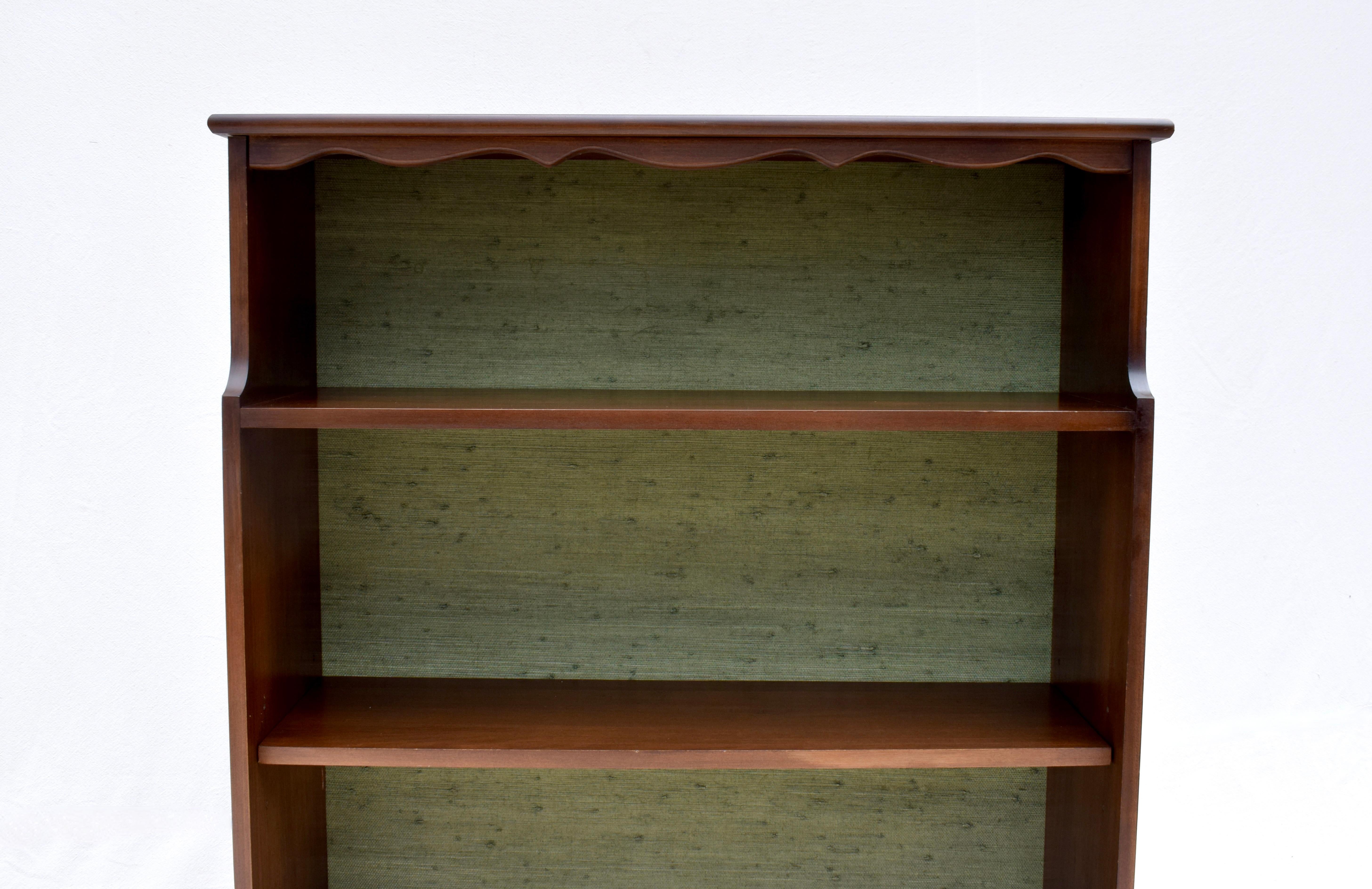 Edwardian Mahogany Open Bookcase with Grasscloth Interior