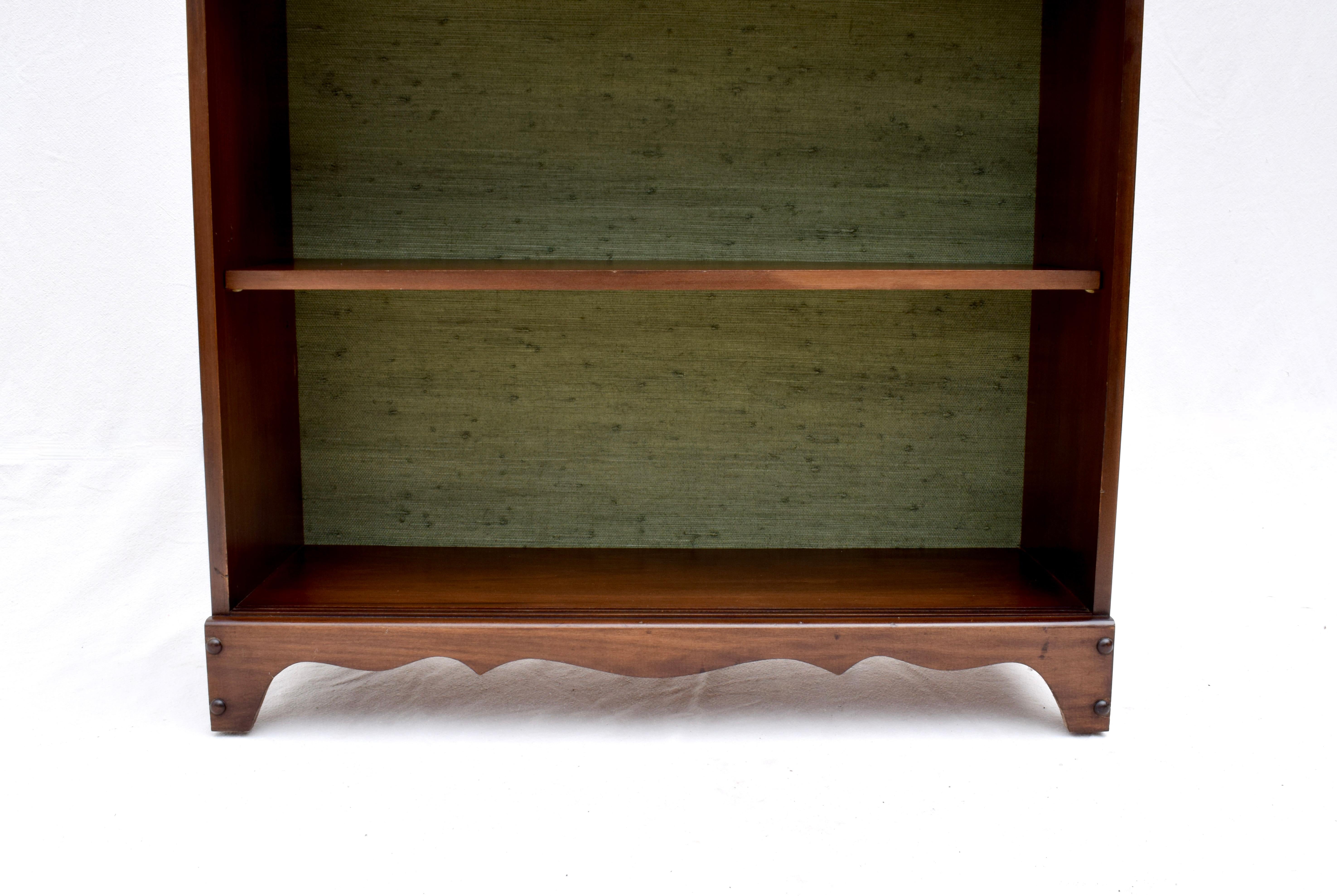 Mahogany Open Bookcase with Grasscloth Interior In Good Condition In Southampton, NJ