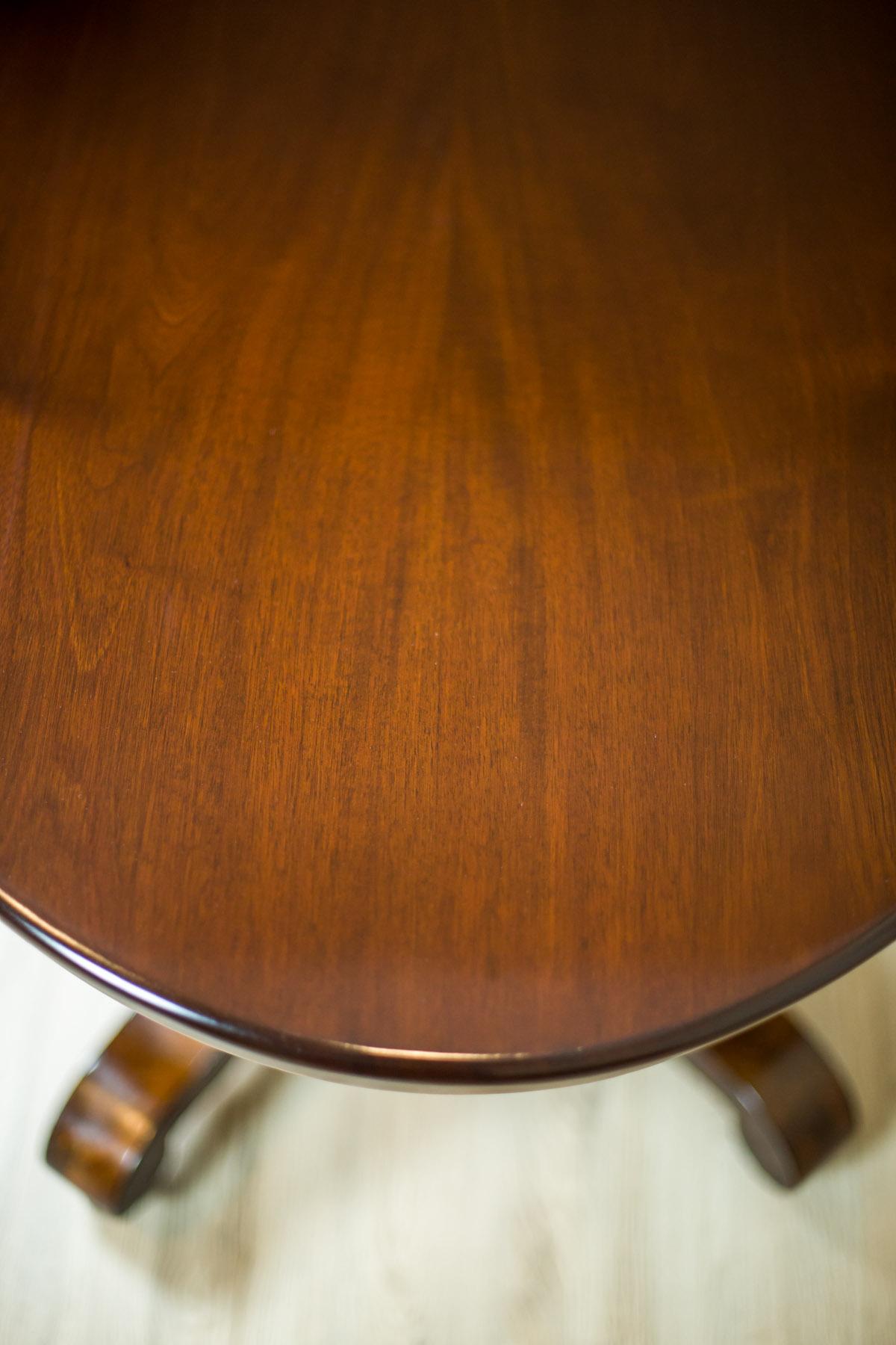 European Mahogany, Oval Table, circa the 19th Century