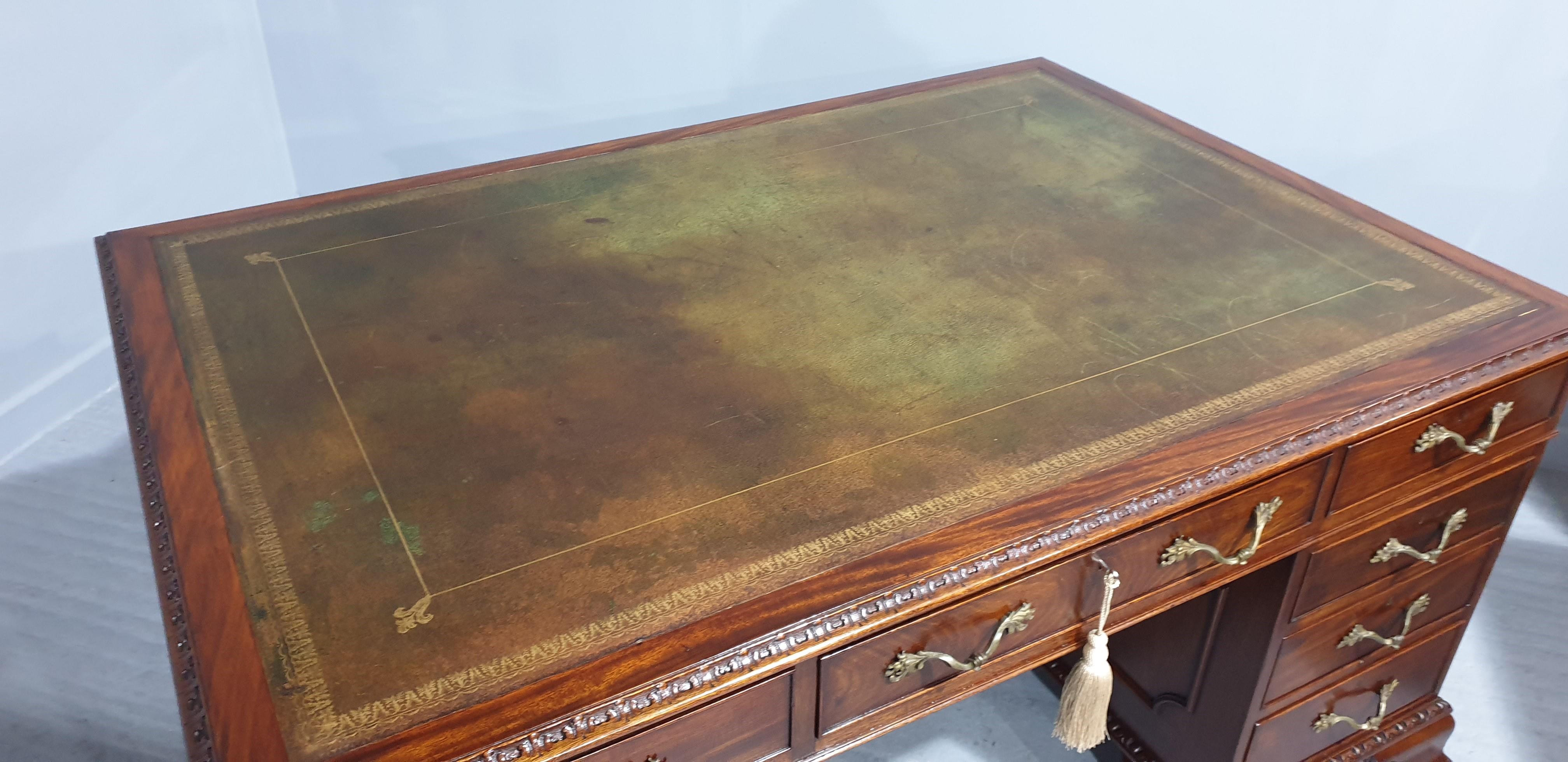 Mahogany Partners Desk 3