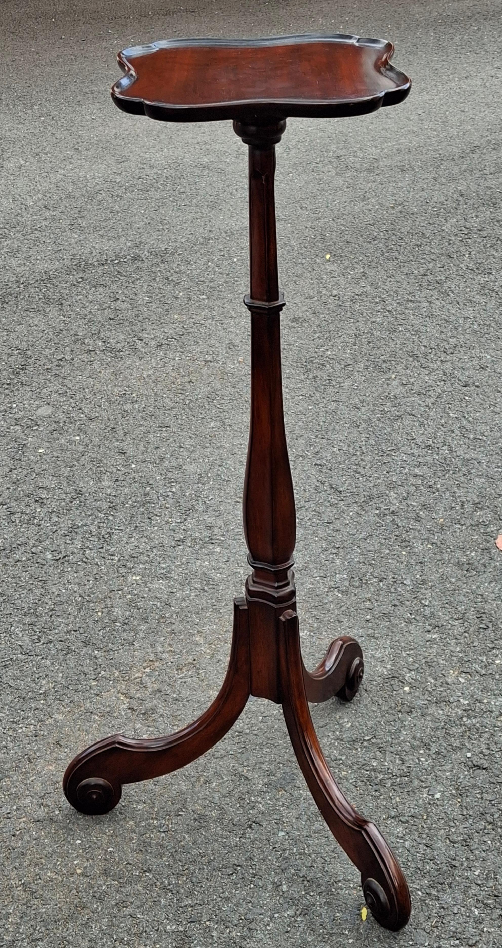 American Mahogany Pedestal Scrolled Tripod Floor Candle Stand Pedestal For Sale