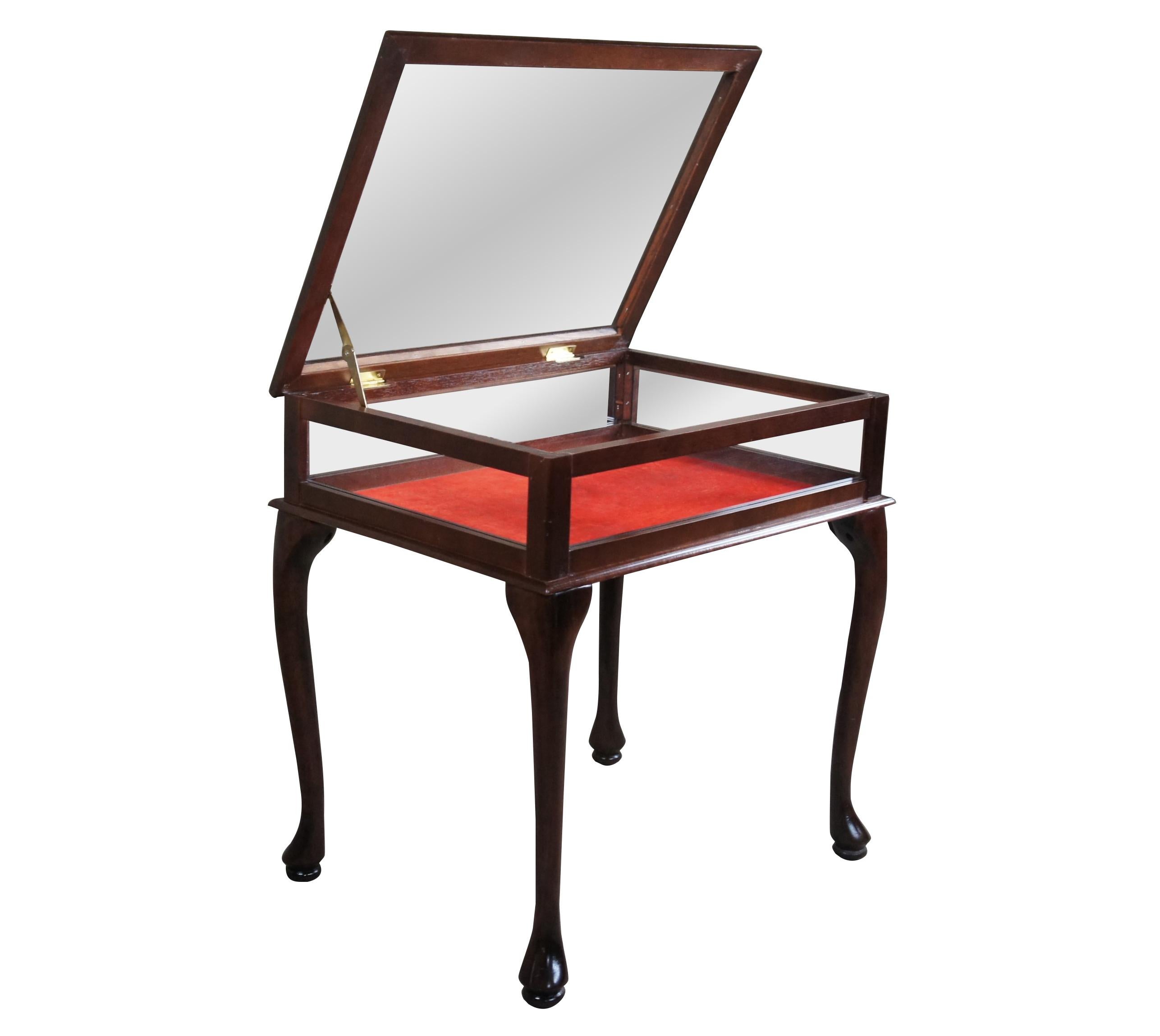 curio side table