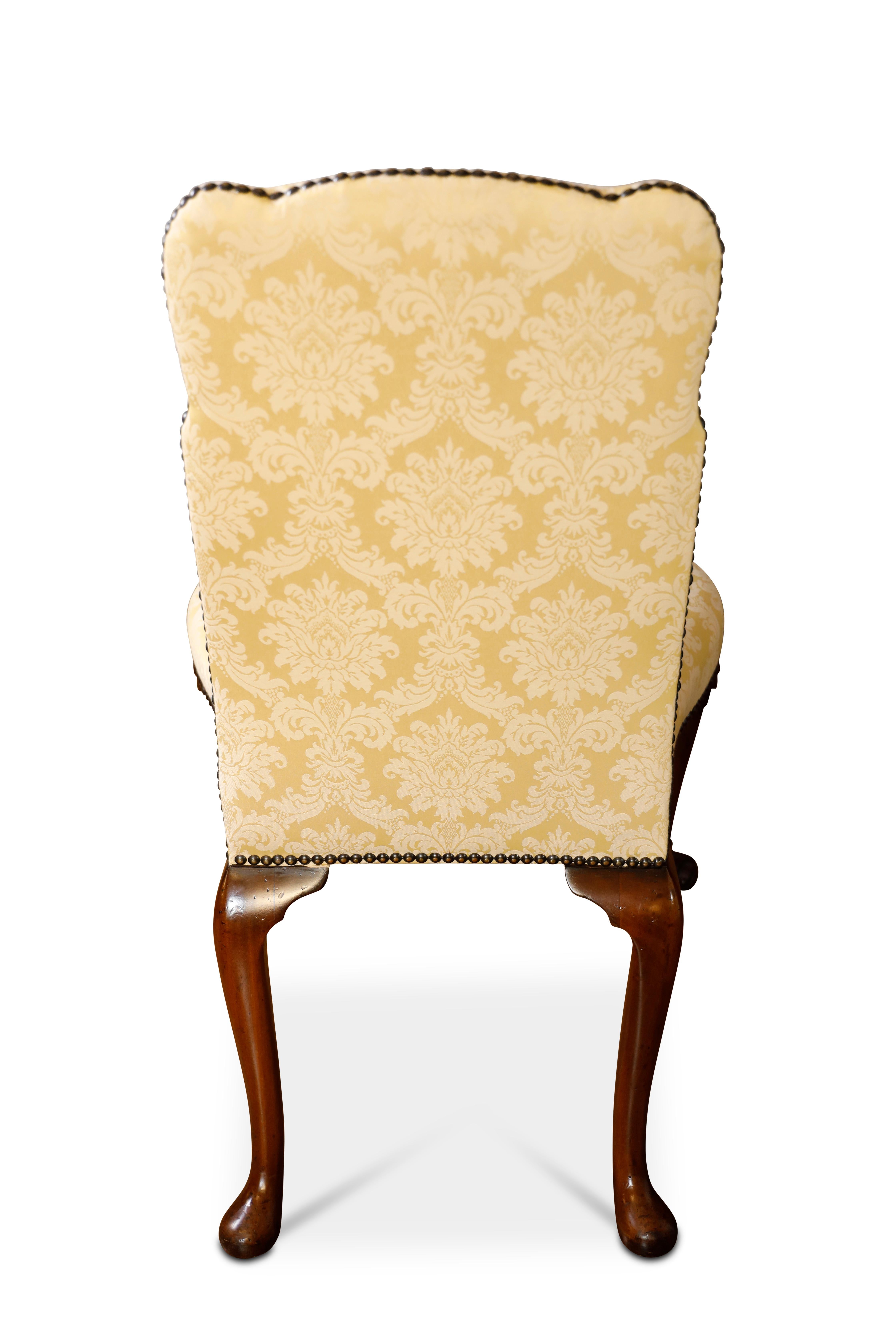 Mahogany Queen Anne Style Dining Chairs For Sale 1