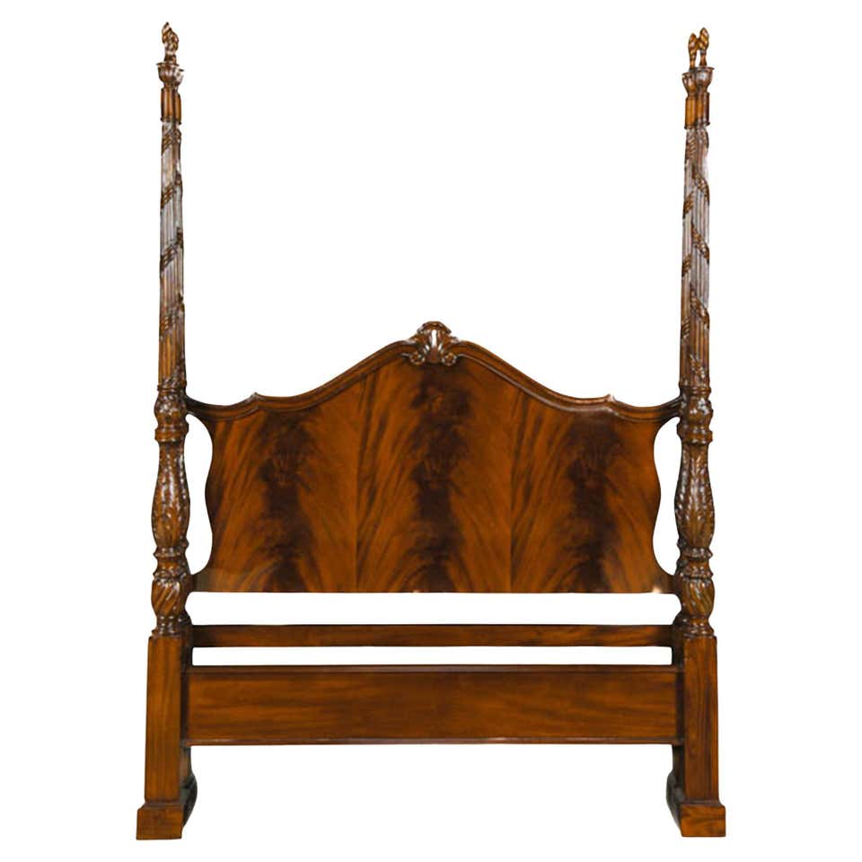 Late 19th Century King Size American Mahogany Four Poster Bed For Sale