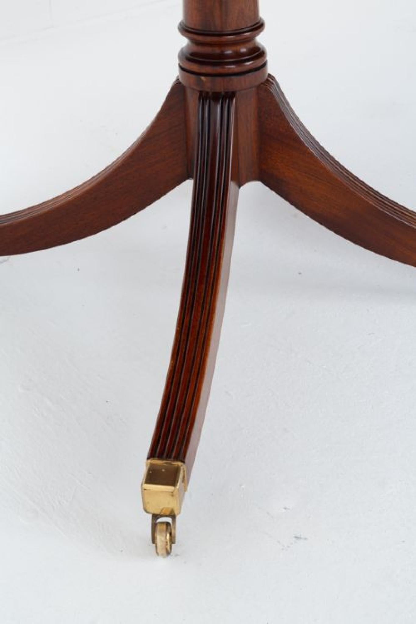 Mahagoni Regency Revival Esstisch mit 2 Sockeln im Angebot 3
