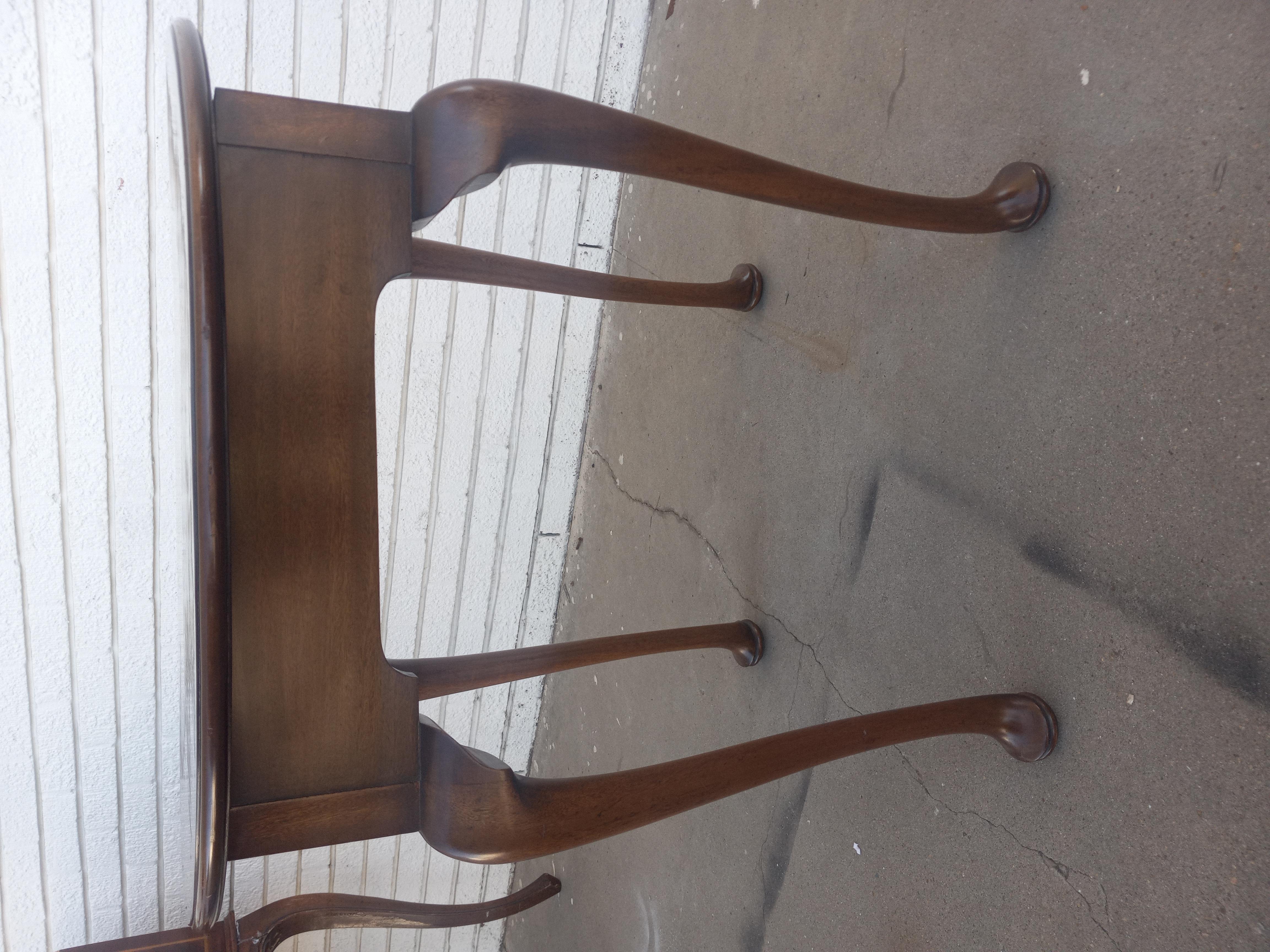 Woodwork Mahogany Round Table For Sale