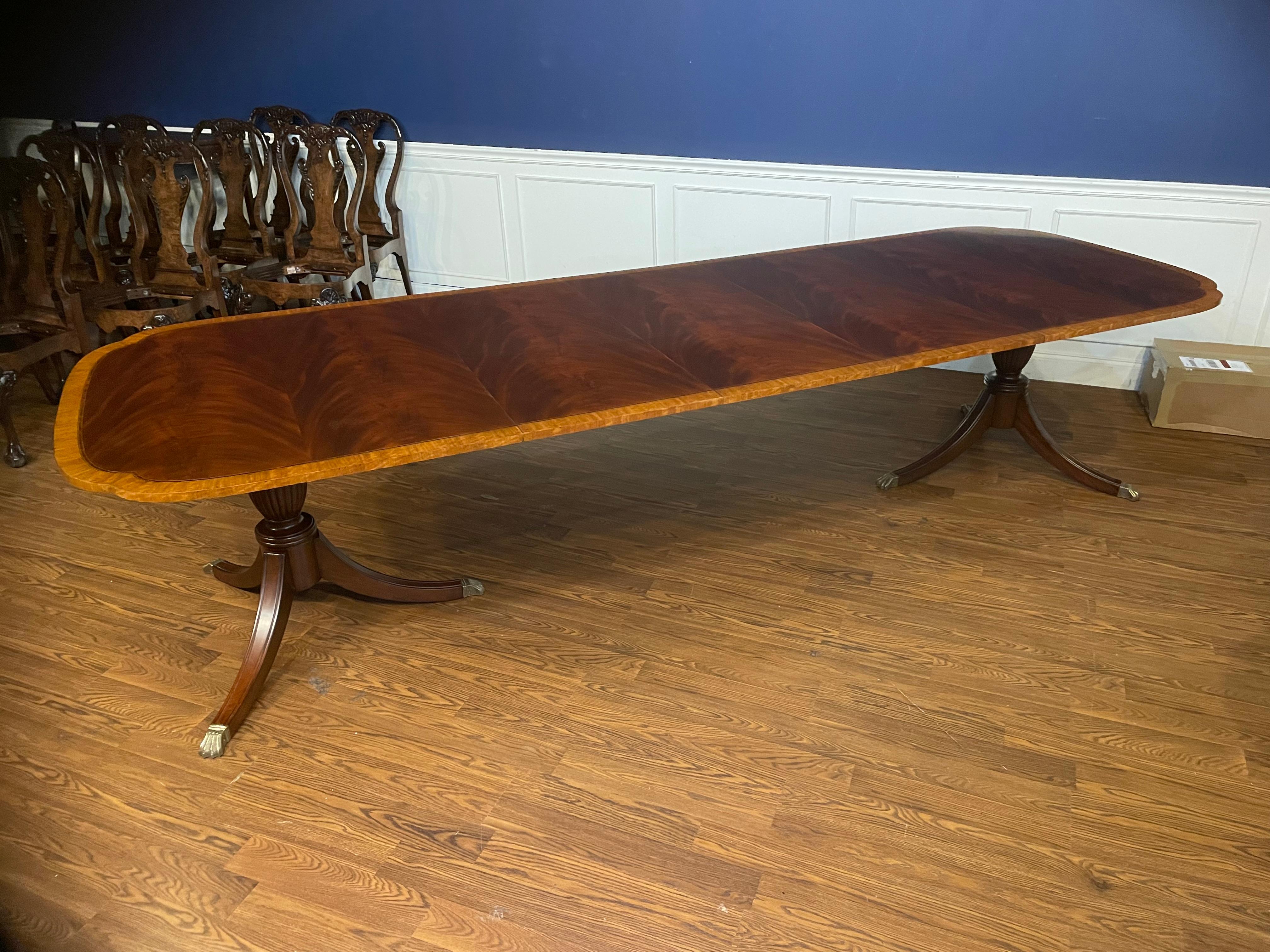 Mahogany Scallop Cornered Dining Table by Leighton Hall - Showroom Sample In Good Condition In Suwanee, GA