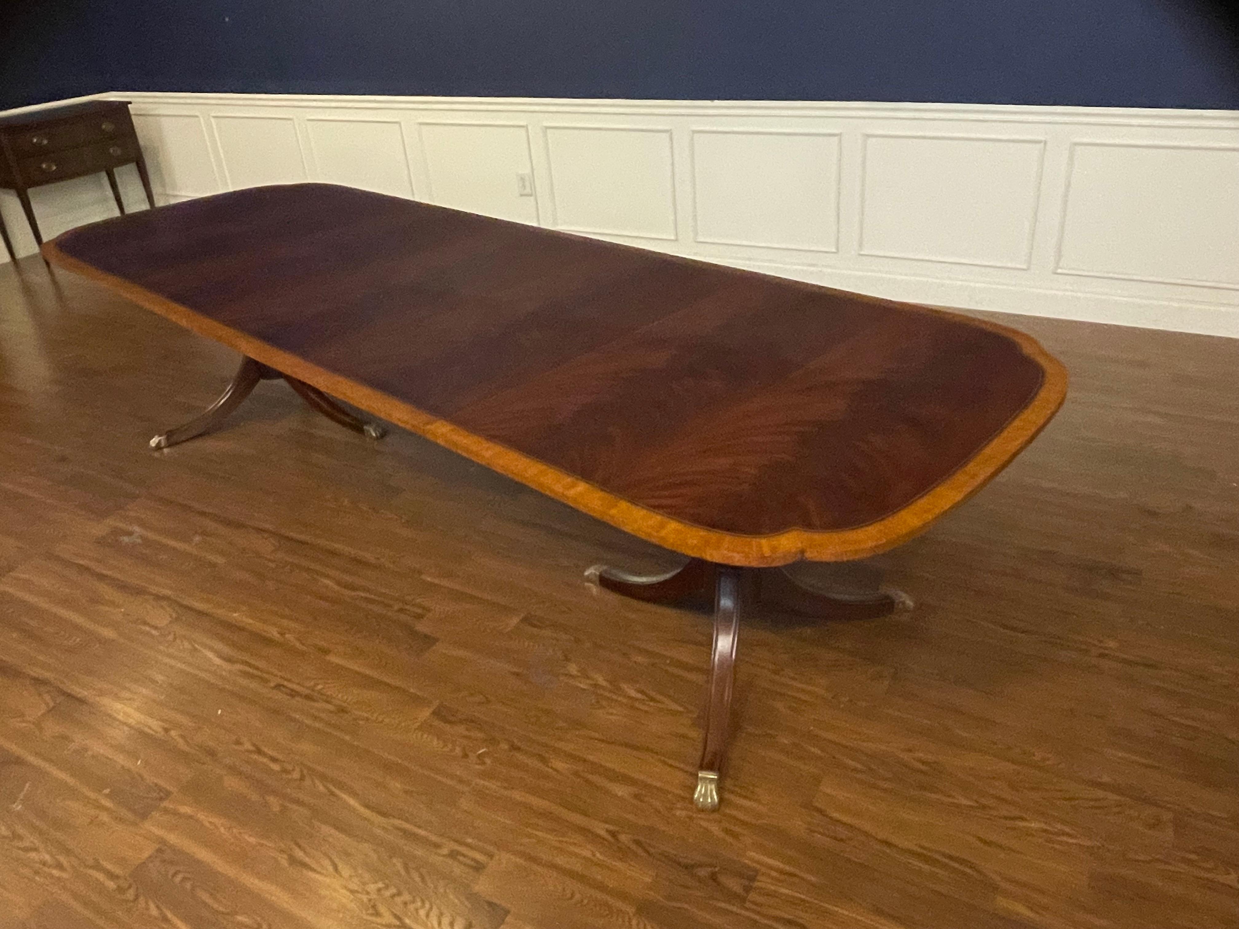 Mahogany Scallop Cornered Dining Table by Leighton Hall - Showroom Sample In Good Condition In Suwanee, GA