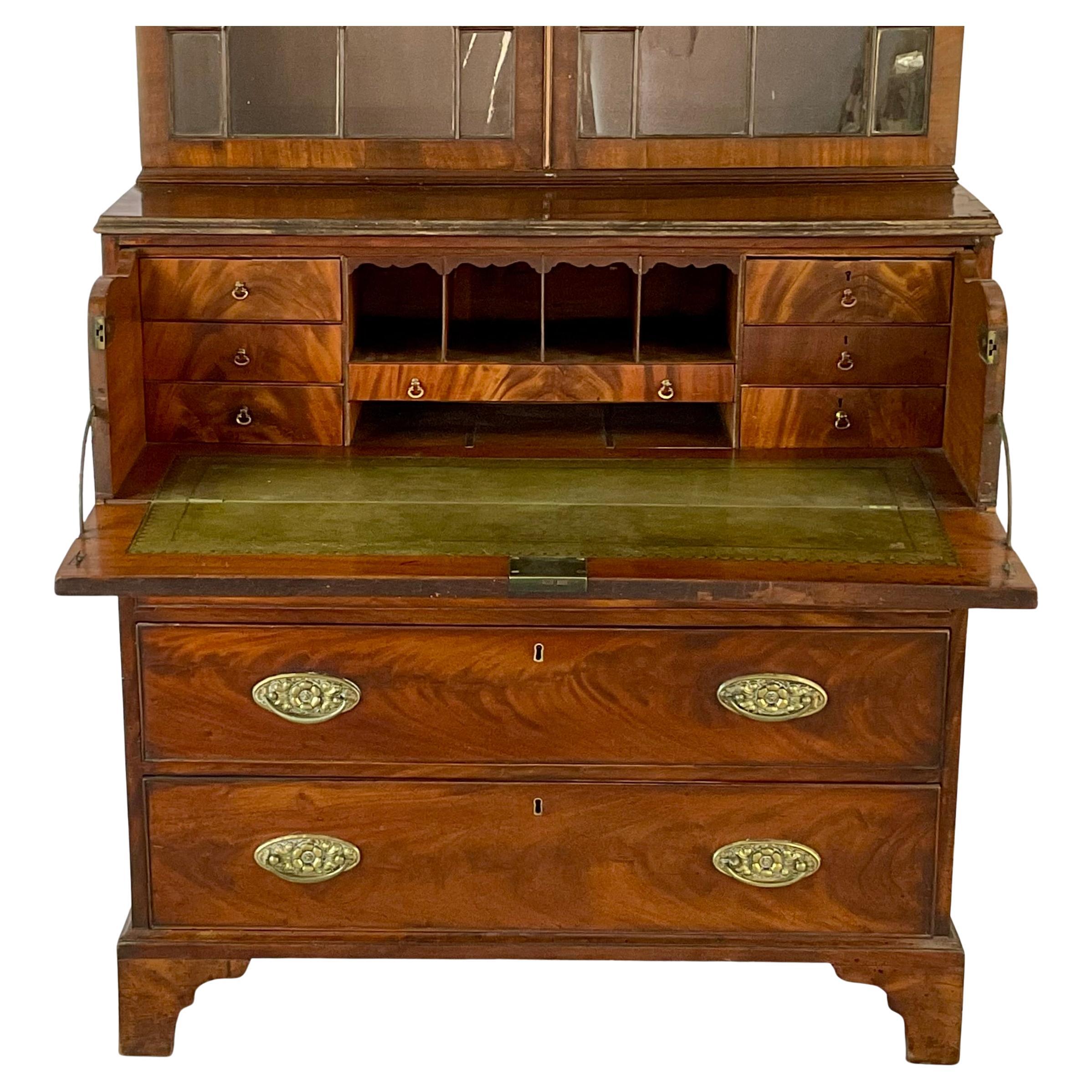 Mahogany Secretaire Bookcase, George III Style For Sale 4