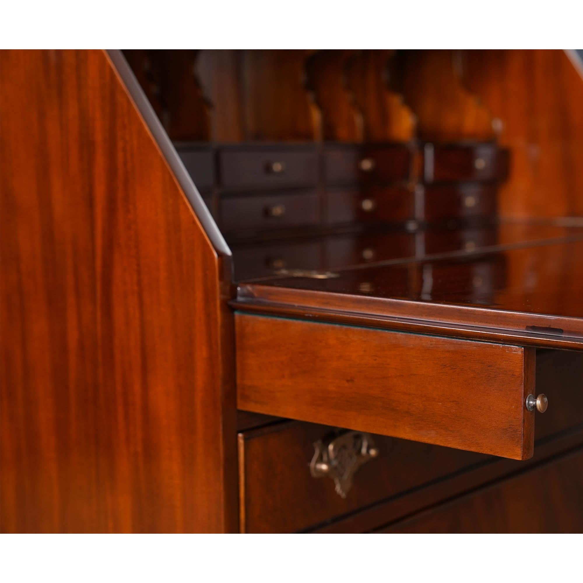 Verre Bureau secrétaire en acajou en vente