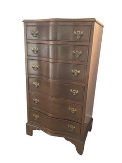 Mahogany Serpentine bow fronted 6 Drawer tallboy chest of Drawers