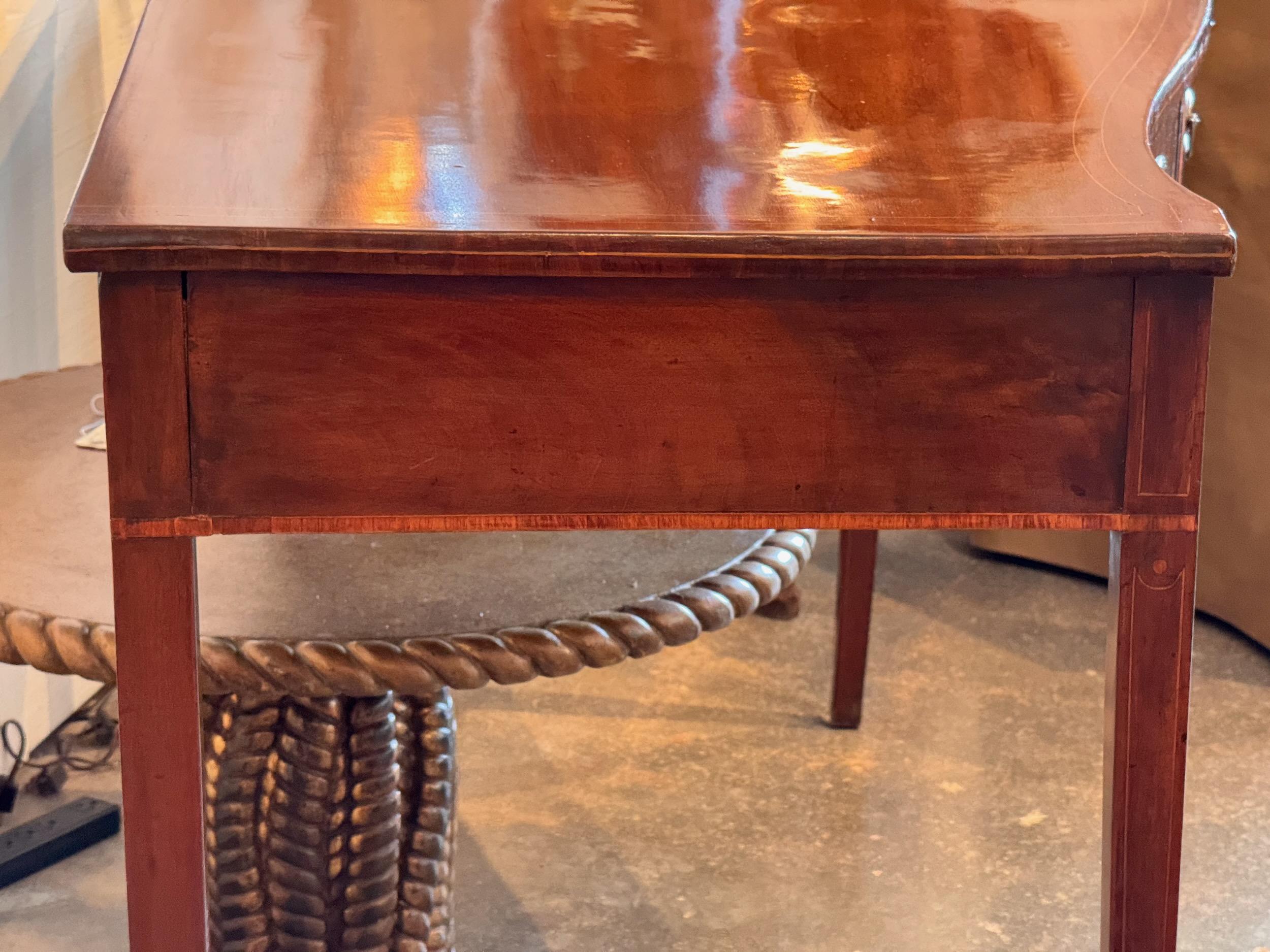 Mahogany Server 4