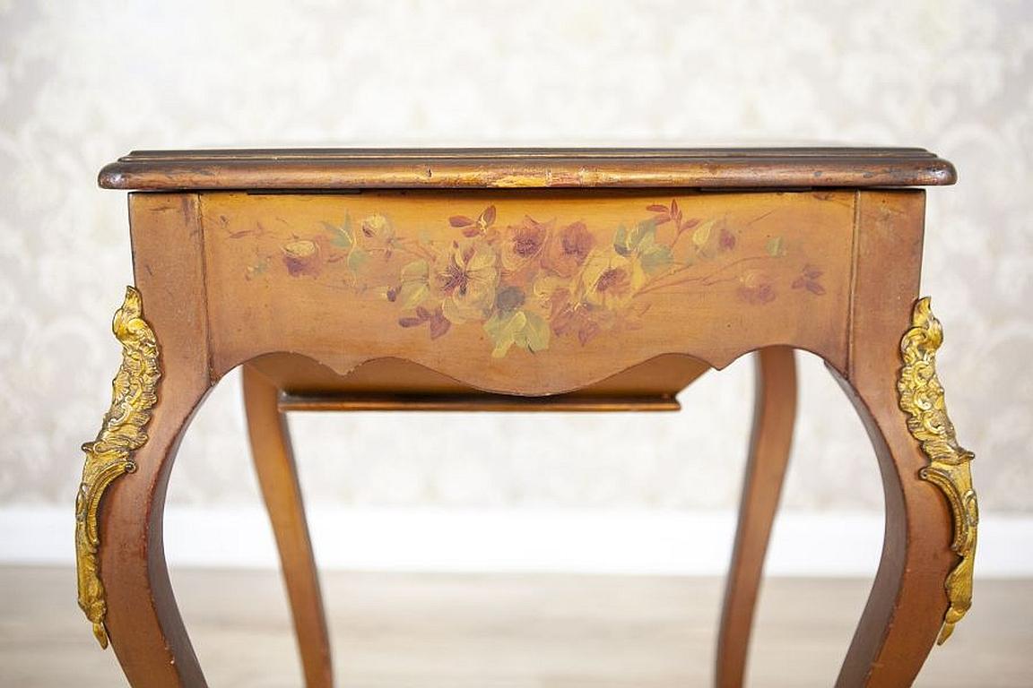 Mahogany Sewing Table with Brass Details from the Late 19th Century For Sale 6