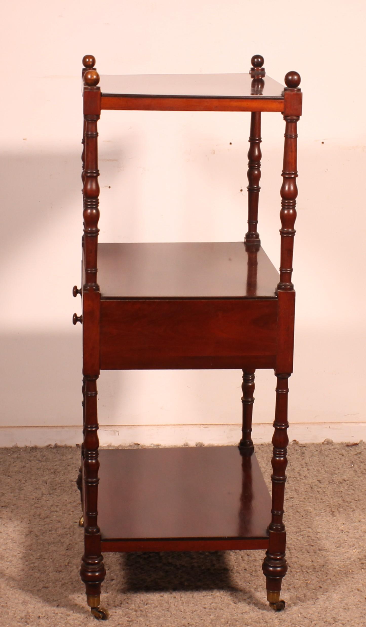 Mahogany Shelf Called Whatnot, From The First Part Of The 19th Century For Sale 3
