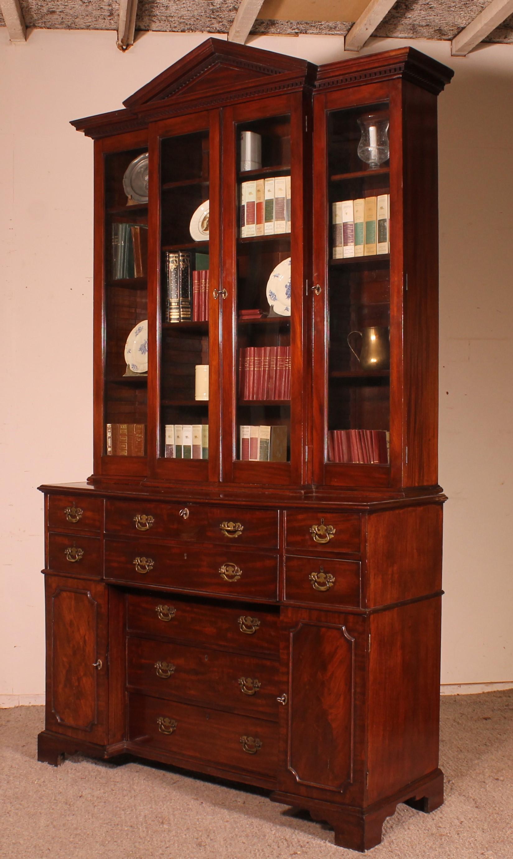 Mahogany Showcase Cabinet Or Library From The 18th Century For Sale 8