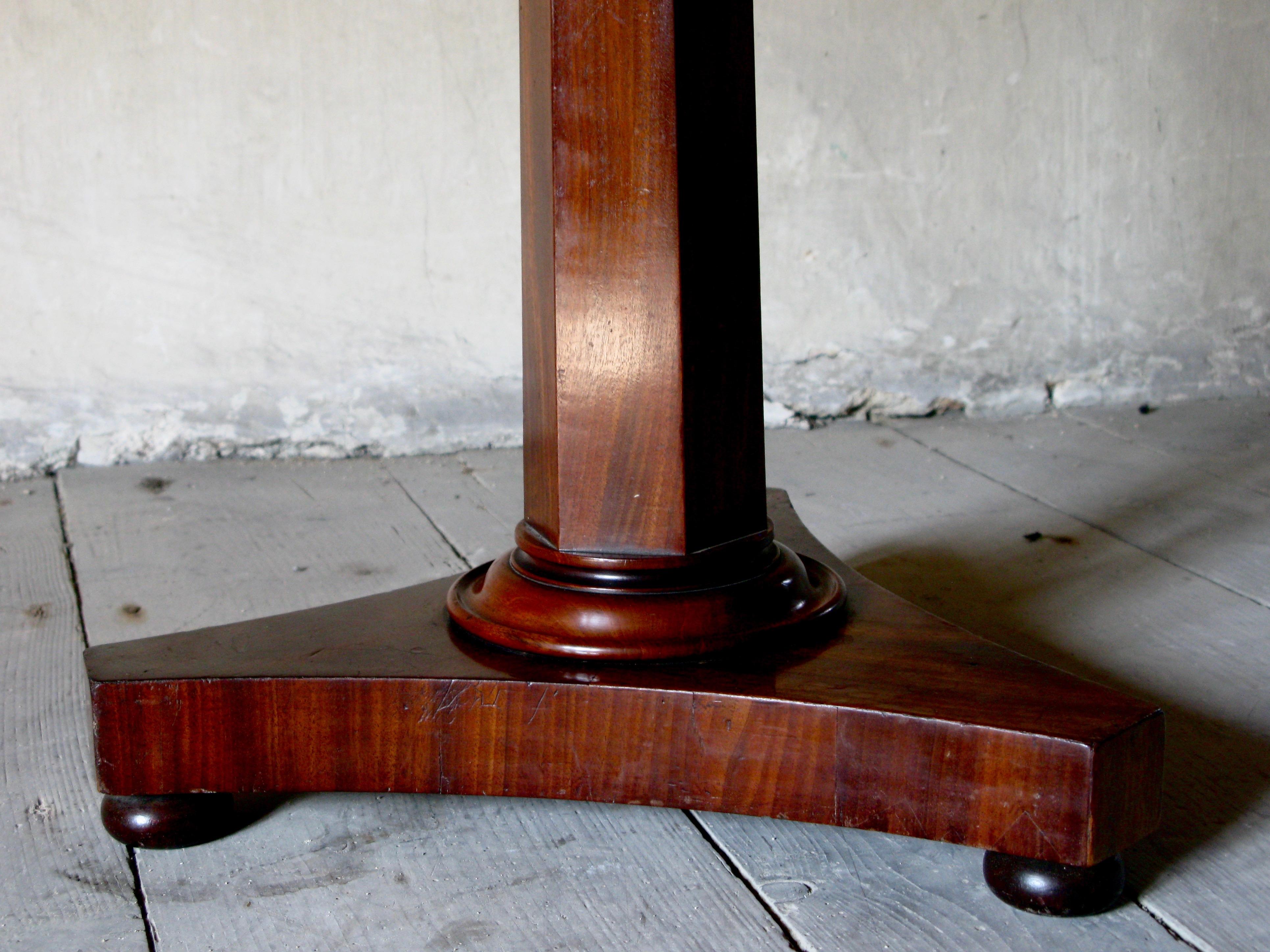 British Mahogany Side, End Table, English Side Table, 19th Century Coffee Table For Sale