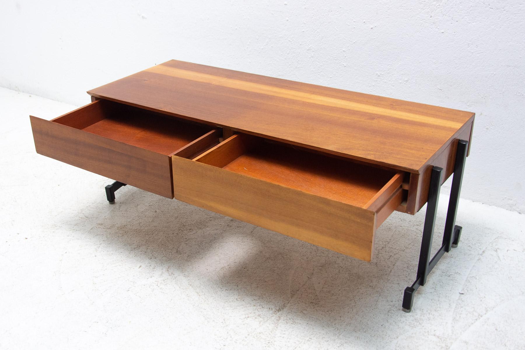 20th Century Mahogany Side or TV Table, Czechoslovakia, 1970´S For Sale