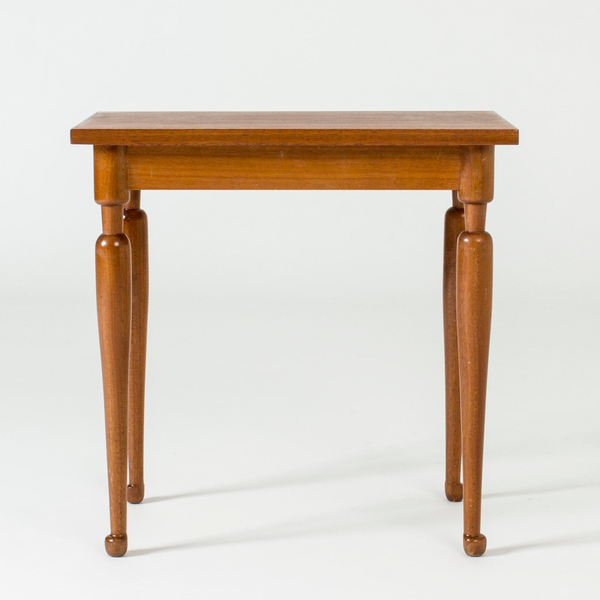 Mahogany Side Table by Josef Frank for Svenskt Tenn, Sweden, 1950s In Good Condition In Stockholm, SE