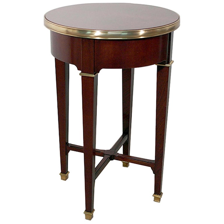 Mahogany Side Table For Sale at 1stDibs