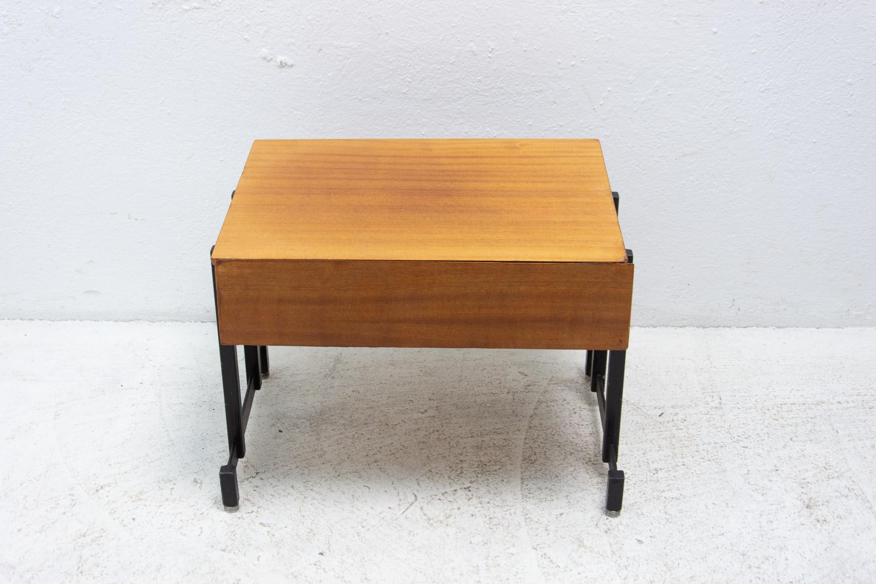 Mahogany Side Table or TV Table, Czechoslovakia, 1970's For Sale 3