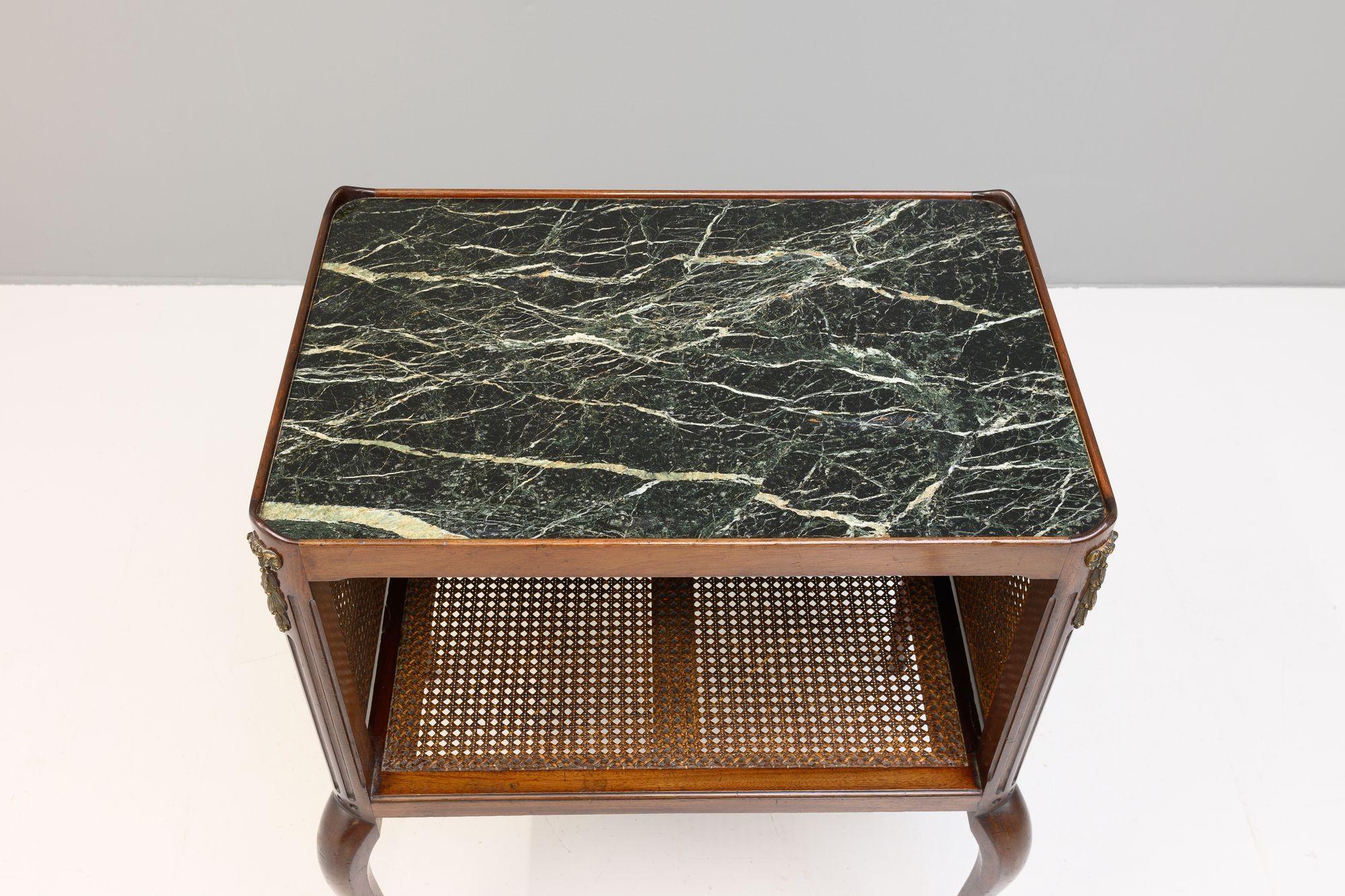 Mahogany Side Table with Green Marble Top In Good Condition For Sale In London, England