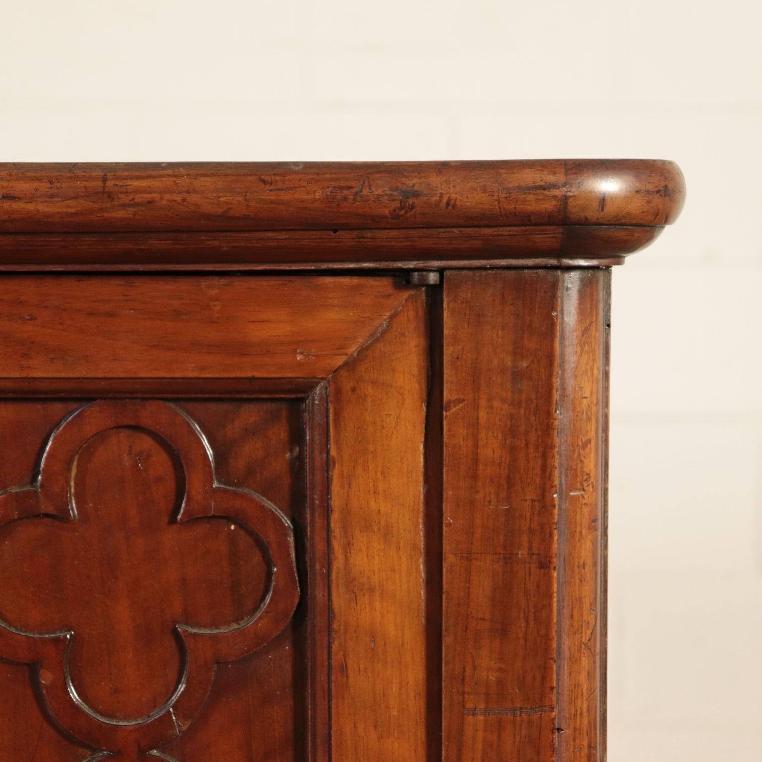 Mahogany Sideboard, Early 19th Century In Good Condition For Sale In Firenze, FI