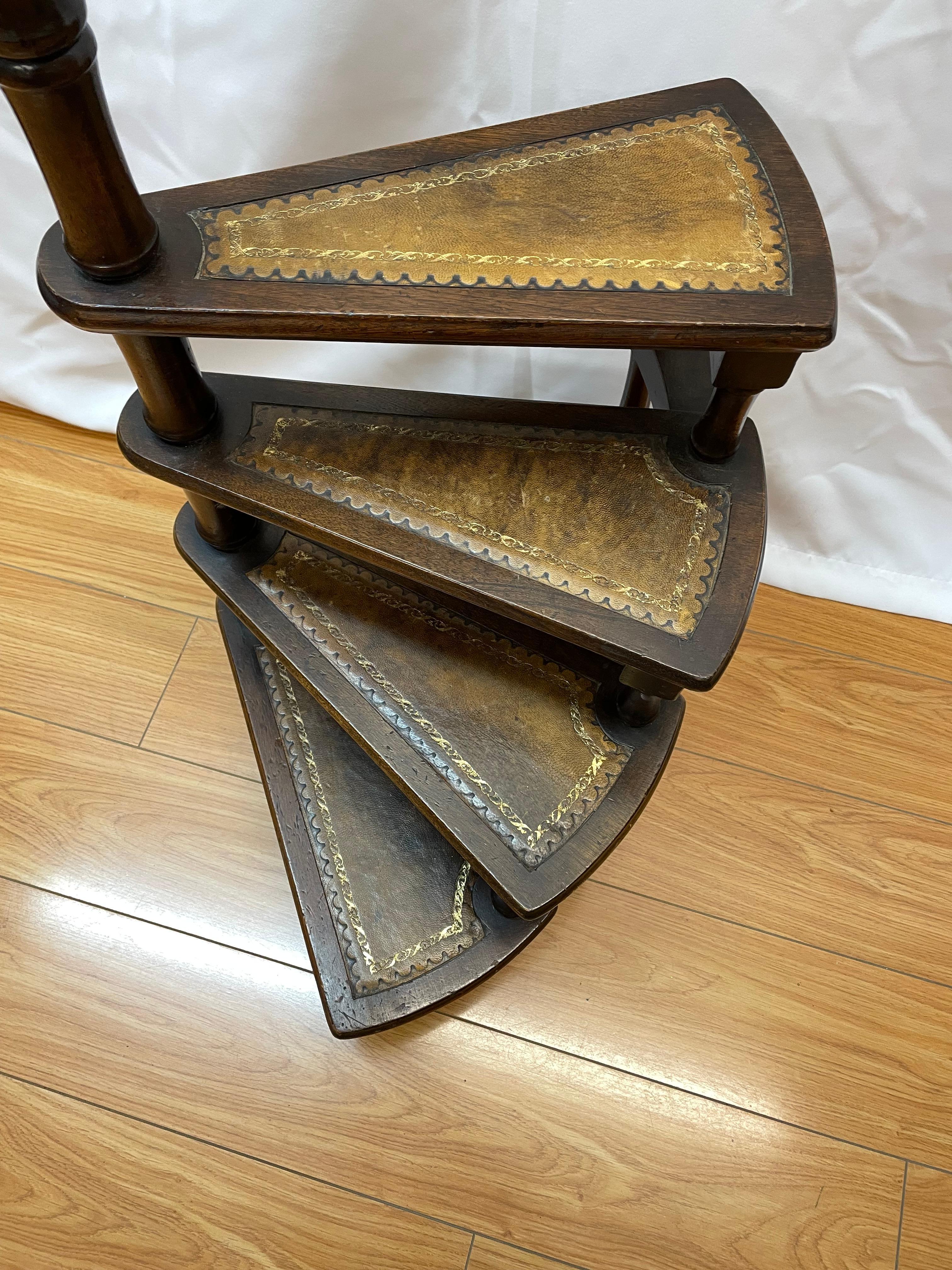 1940's Mahogany Spiraled Library Steps w/Tooled Leather  In Good Condition For Sale In San Francisco, CA