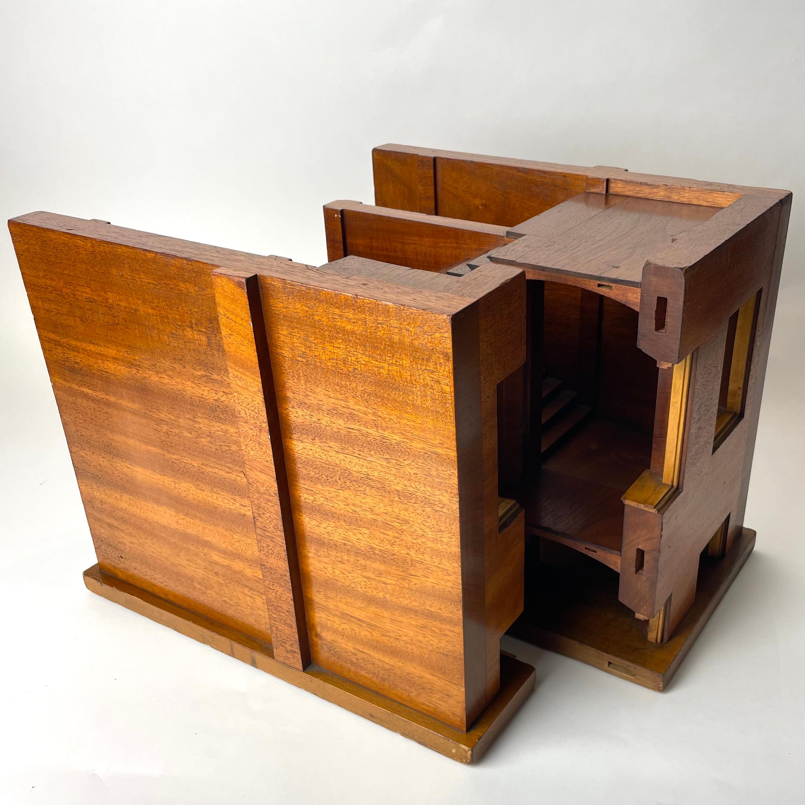 Mahogany Staircase Section Architectural Model, Late 19th/Early 20th C England. For Sale 7