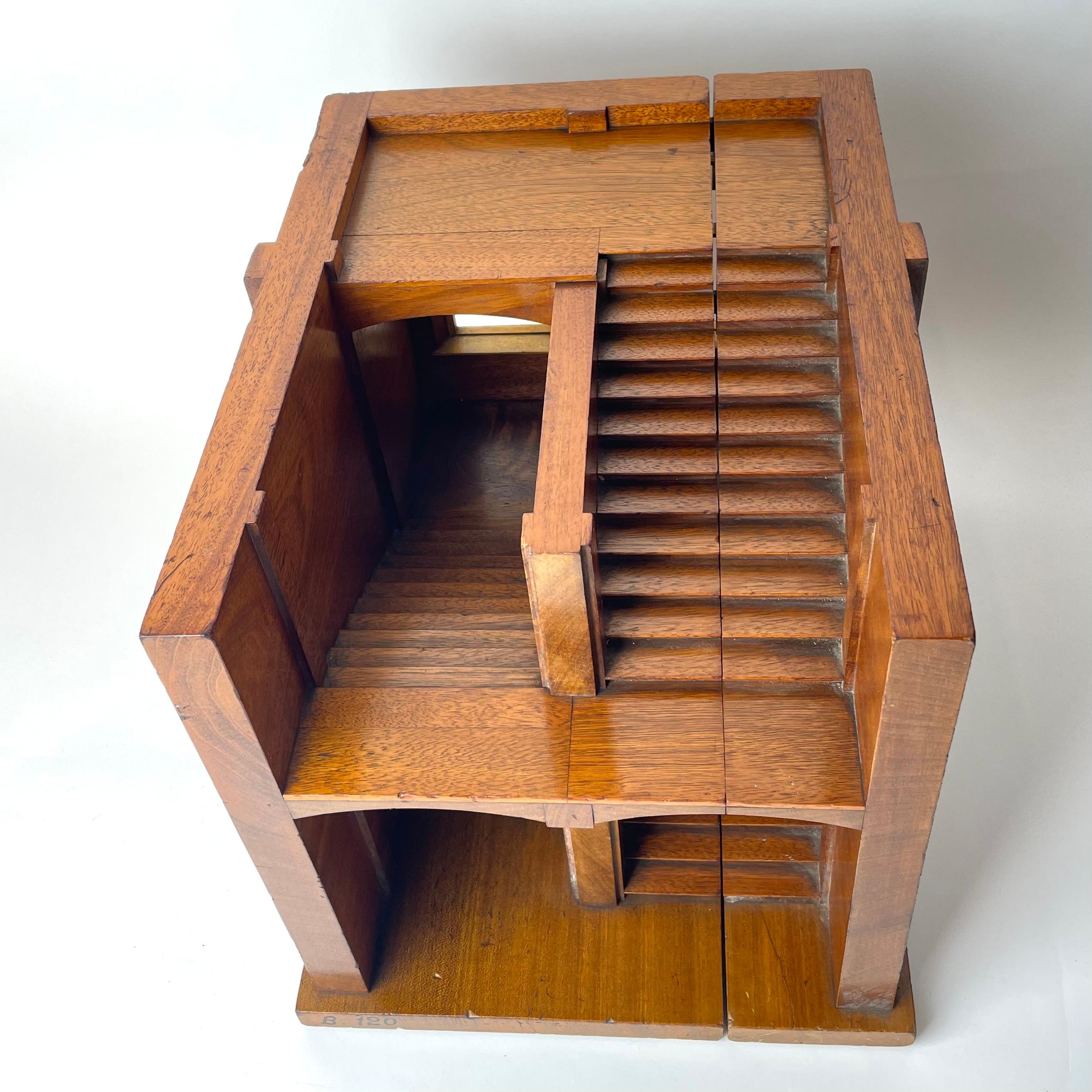Mahogany Staircase Section Architectural Model, Late 19th/Early 20th C England. For Sale 1