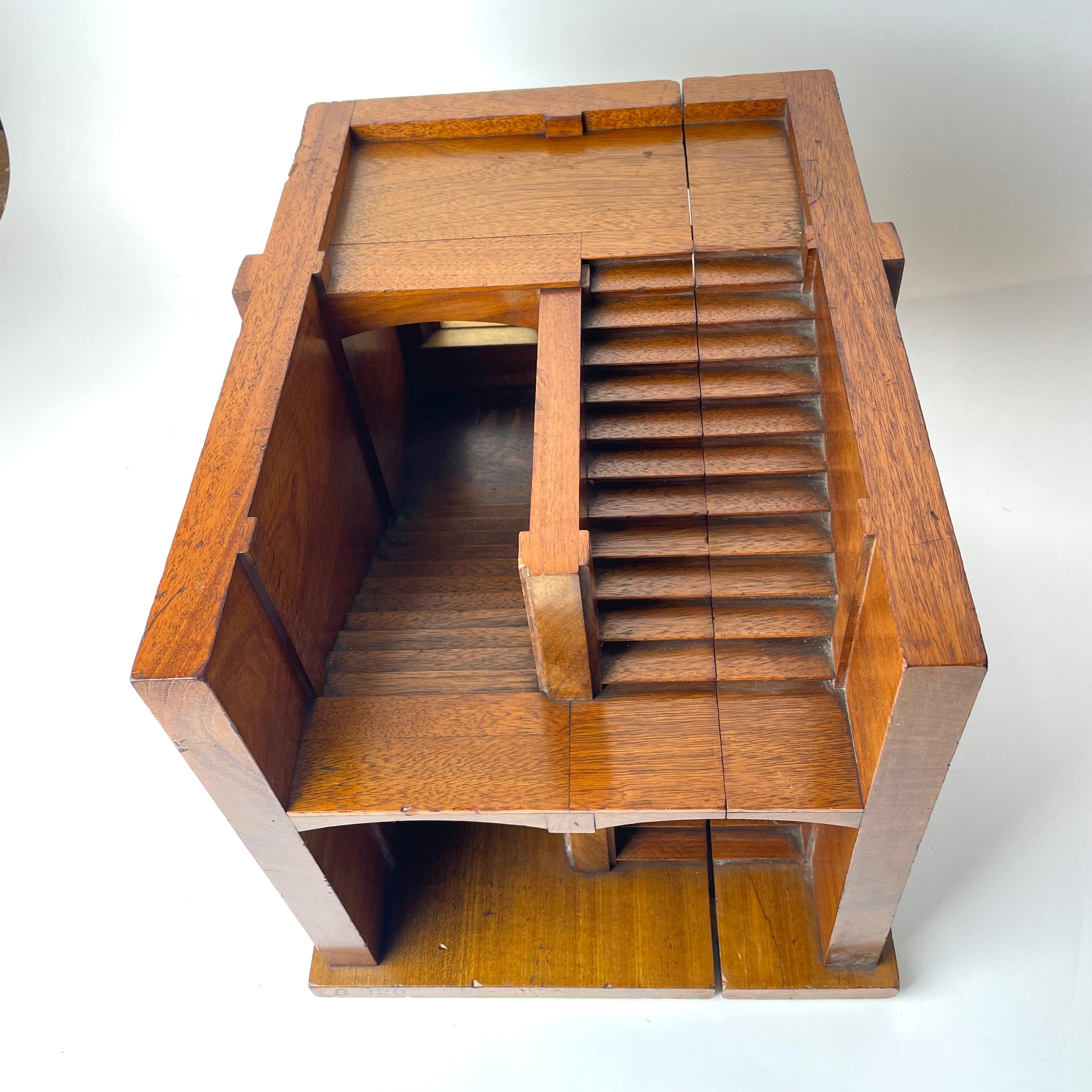 Mahogany Staircase Section Architectural Model, Late 19th/Early 20th C England. For Sale 3