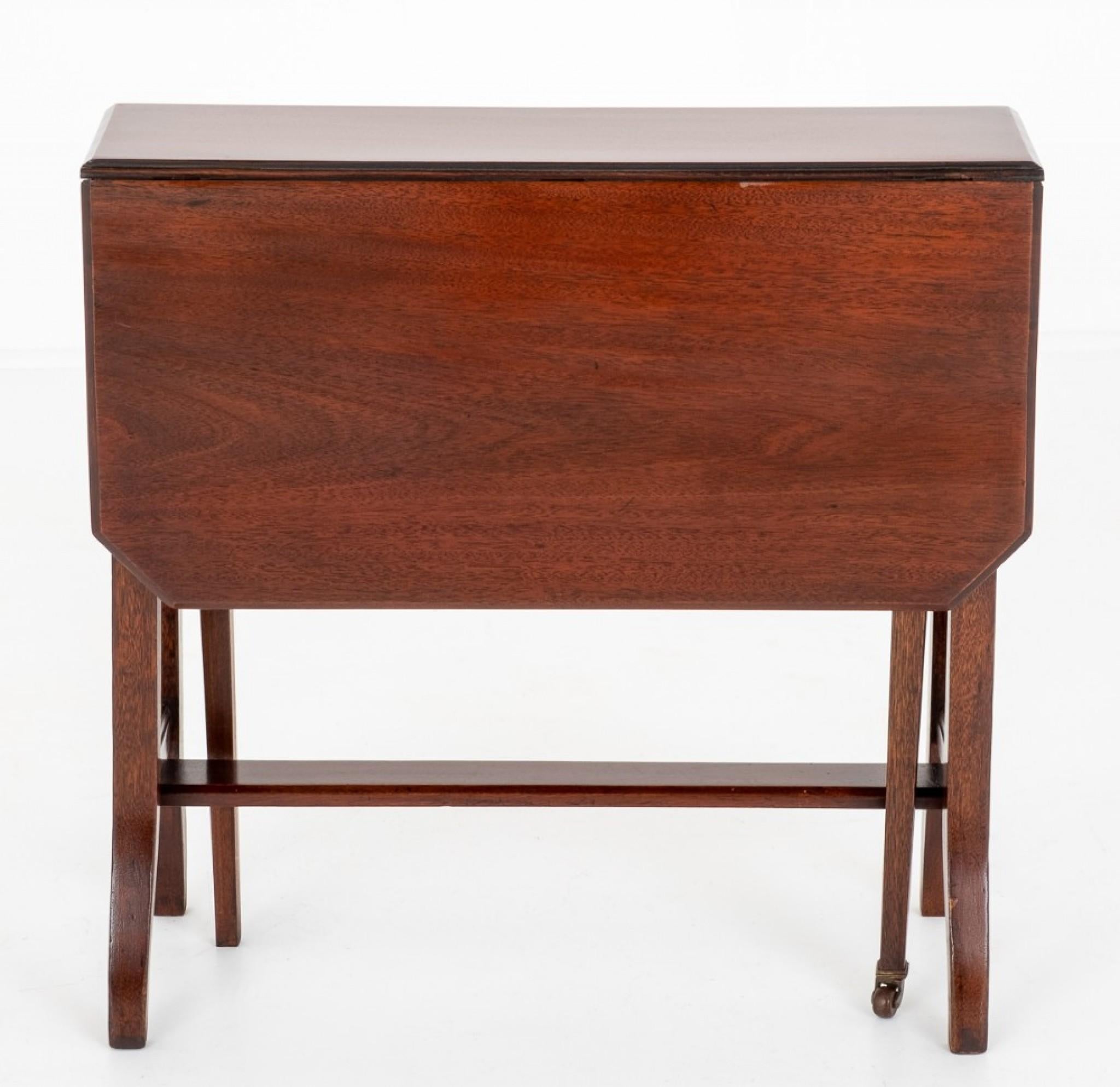 Sutherland-Tisch aus Mahagoni im viktorianischen Stil, 1880 im Angebot 1