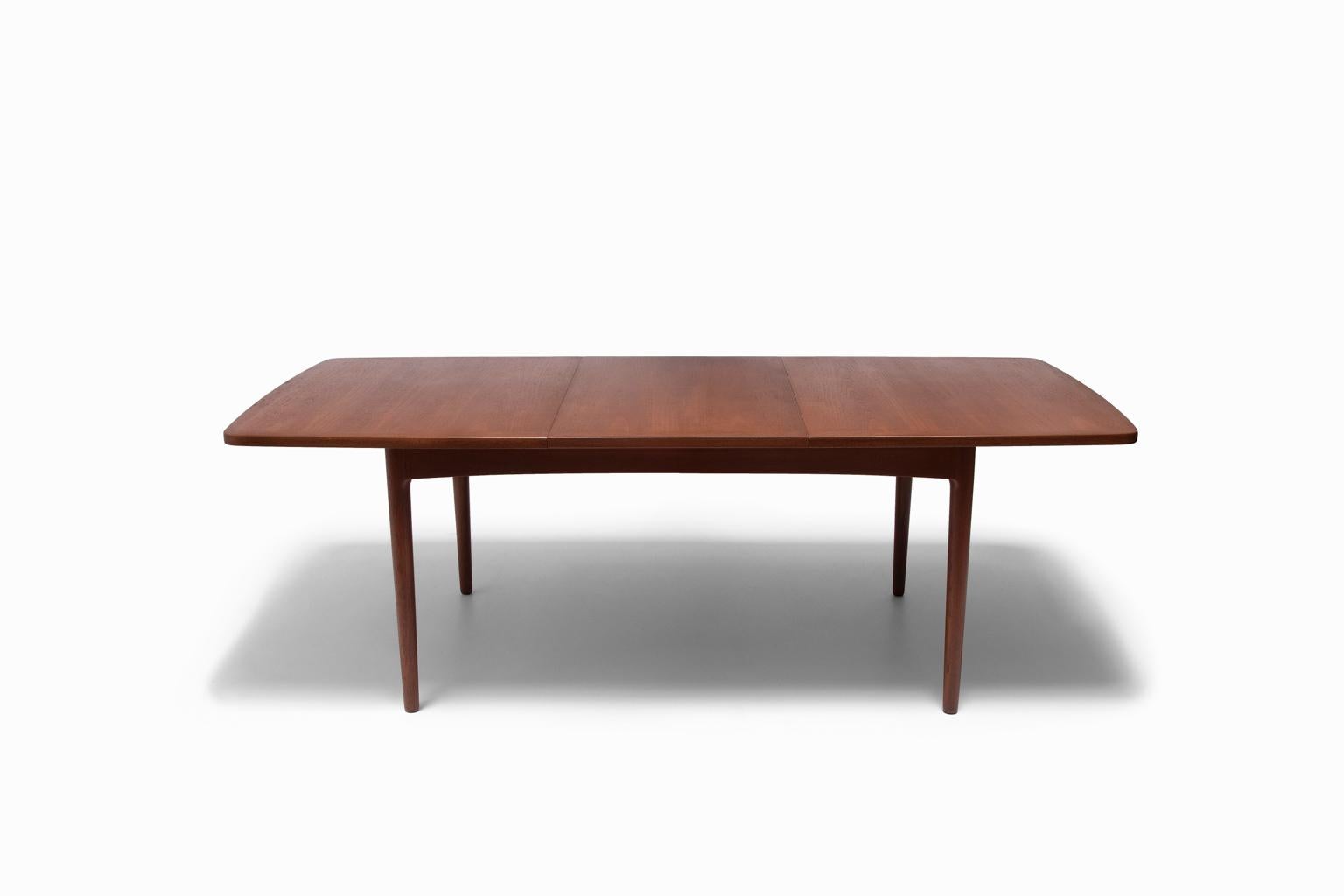 Leather Henrik Worts Erik Worts Danish Mid-Century Modern Mahogany Table & Chairs For Sale