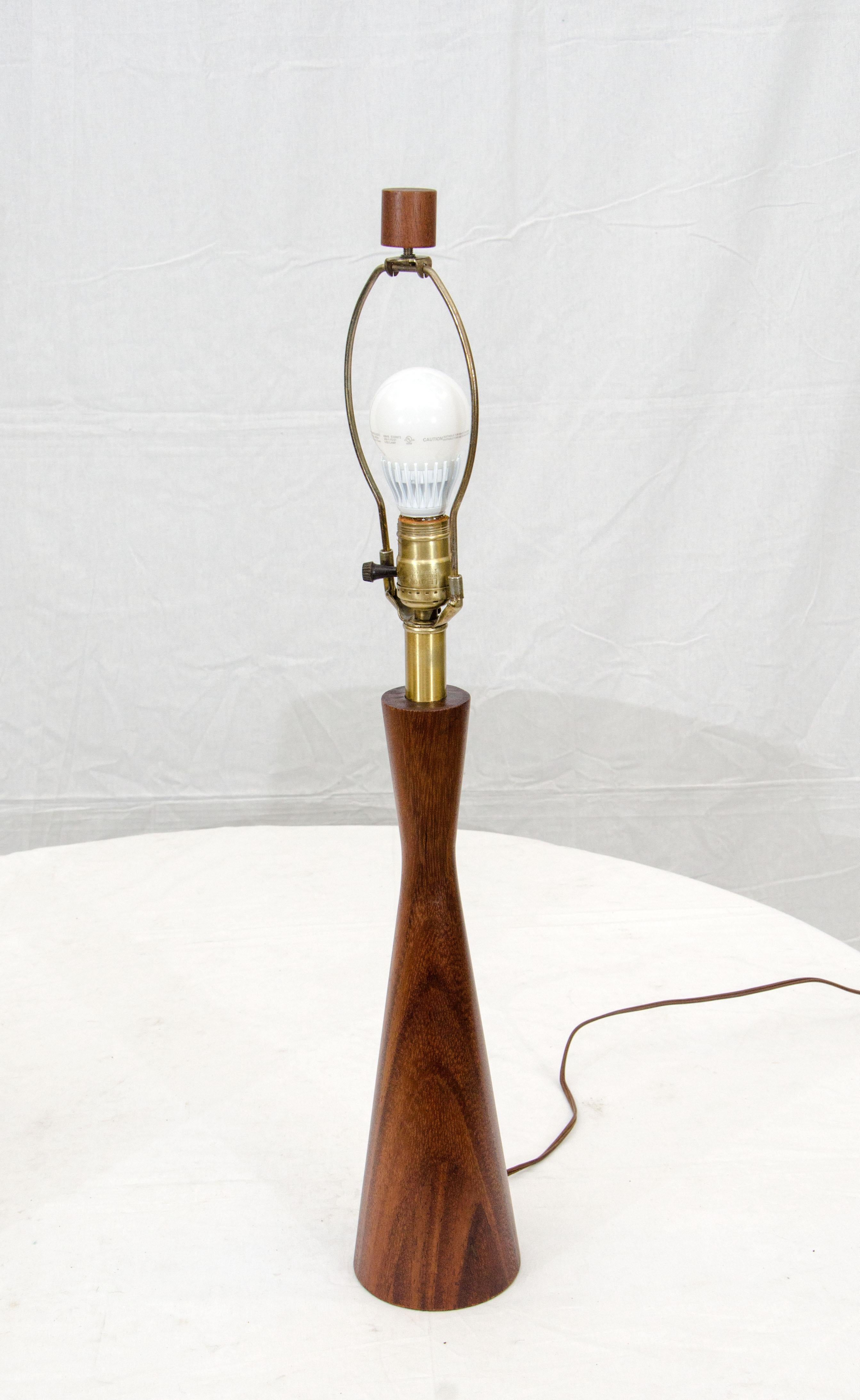20th Century Mahogany Table Lamp For Sale