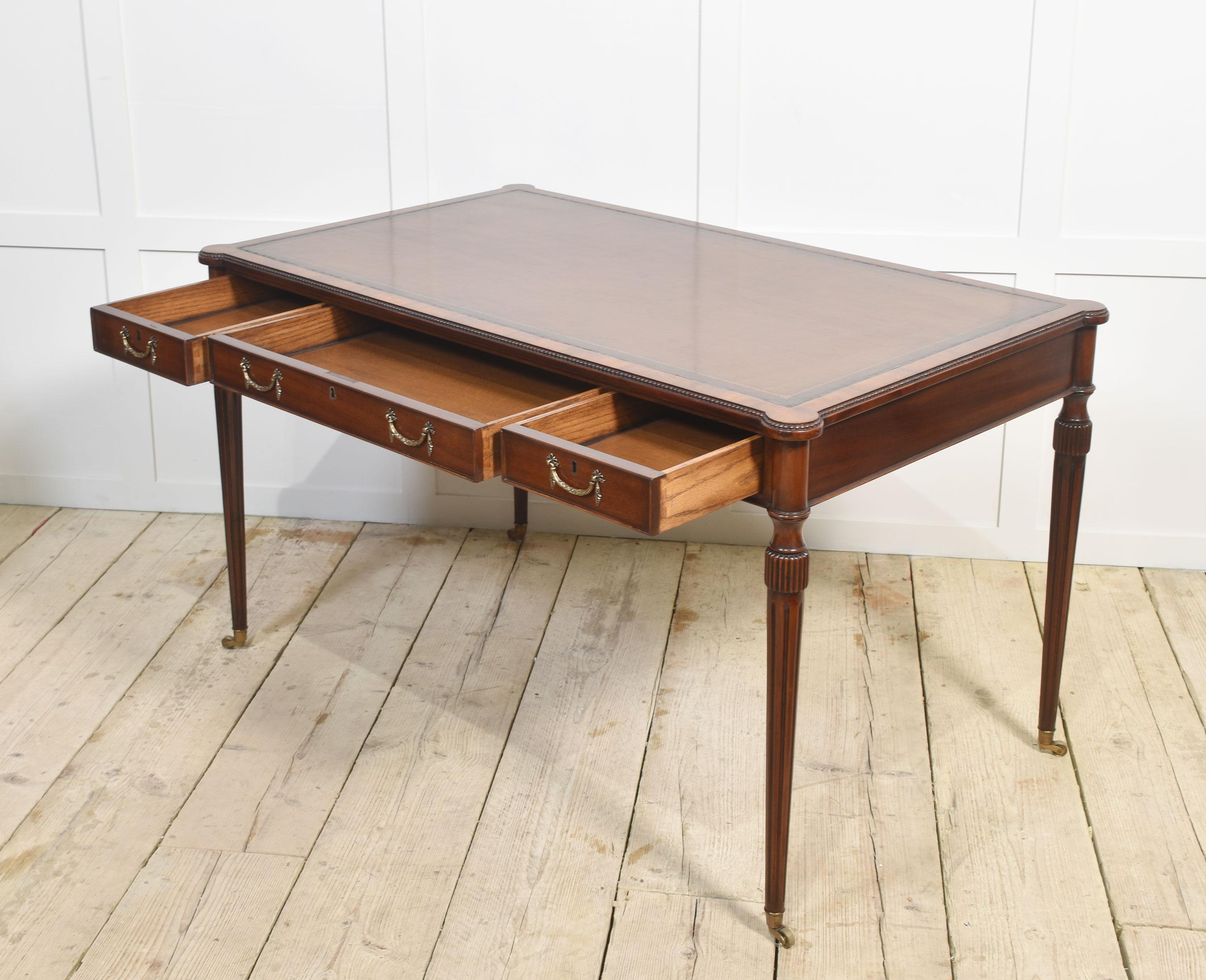 Mahogany three drawer writing table For Sale 7